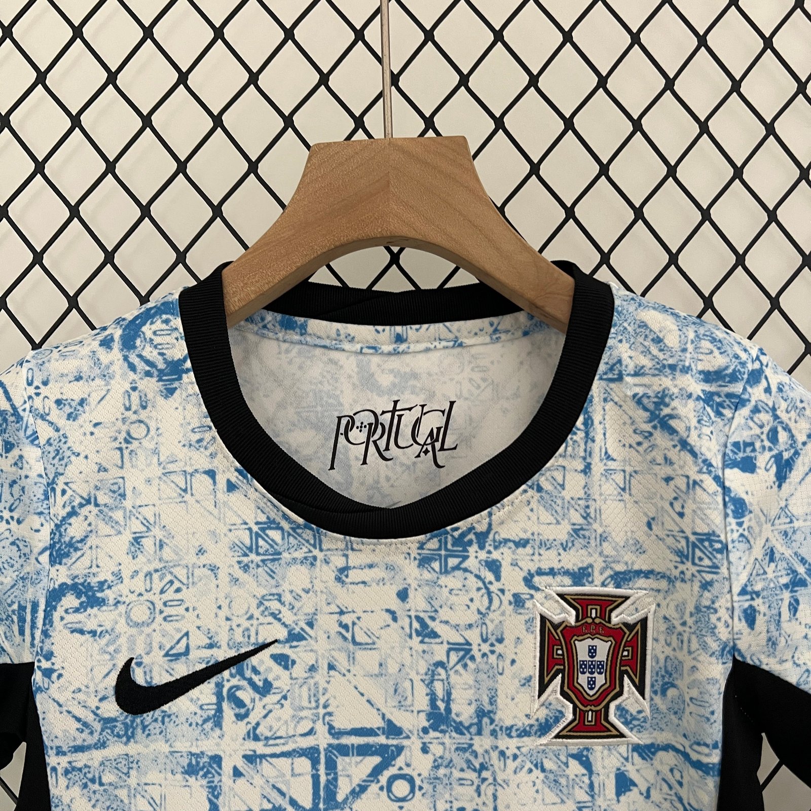 CAMISETA SEGUNDA EQUIPACIÓN PORTUGAL 2024 VERSIÓN INFANTIL - Imagen 2