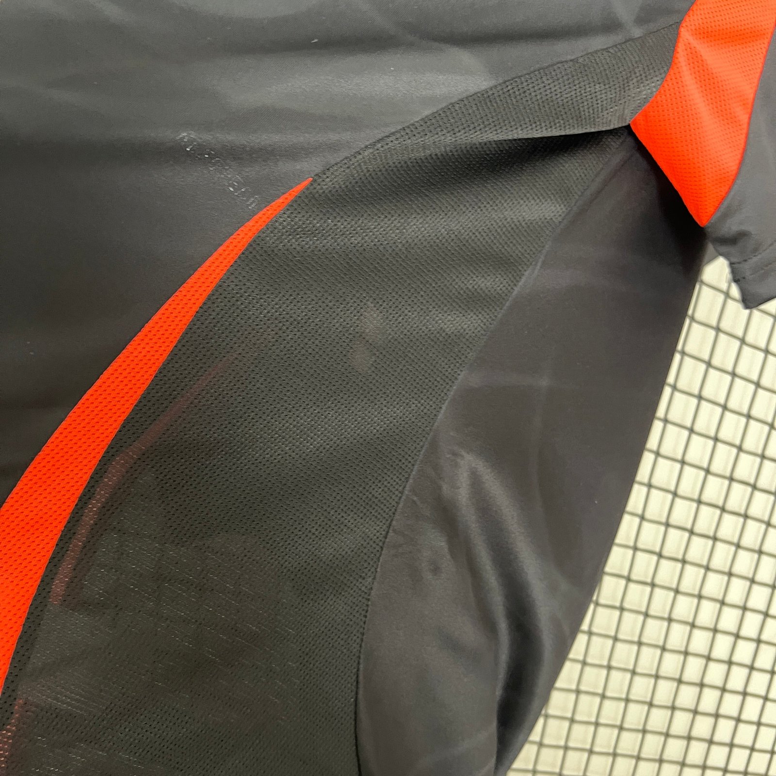 CAMISETA SEGUNDA EQUIPACIÓN COLOMBIA 2024 VERSIÓN FEMENINA - Imagen 6