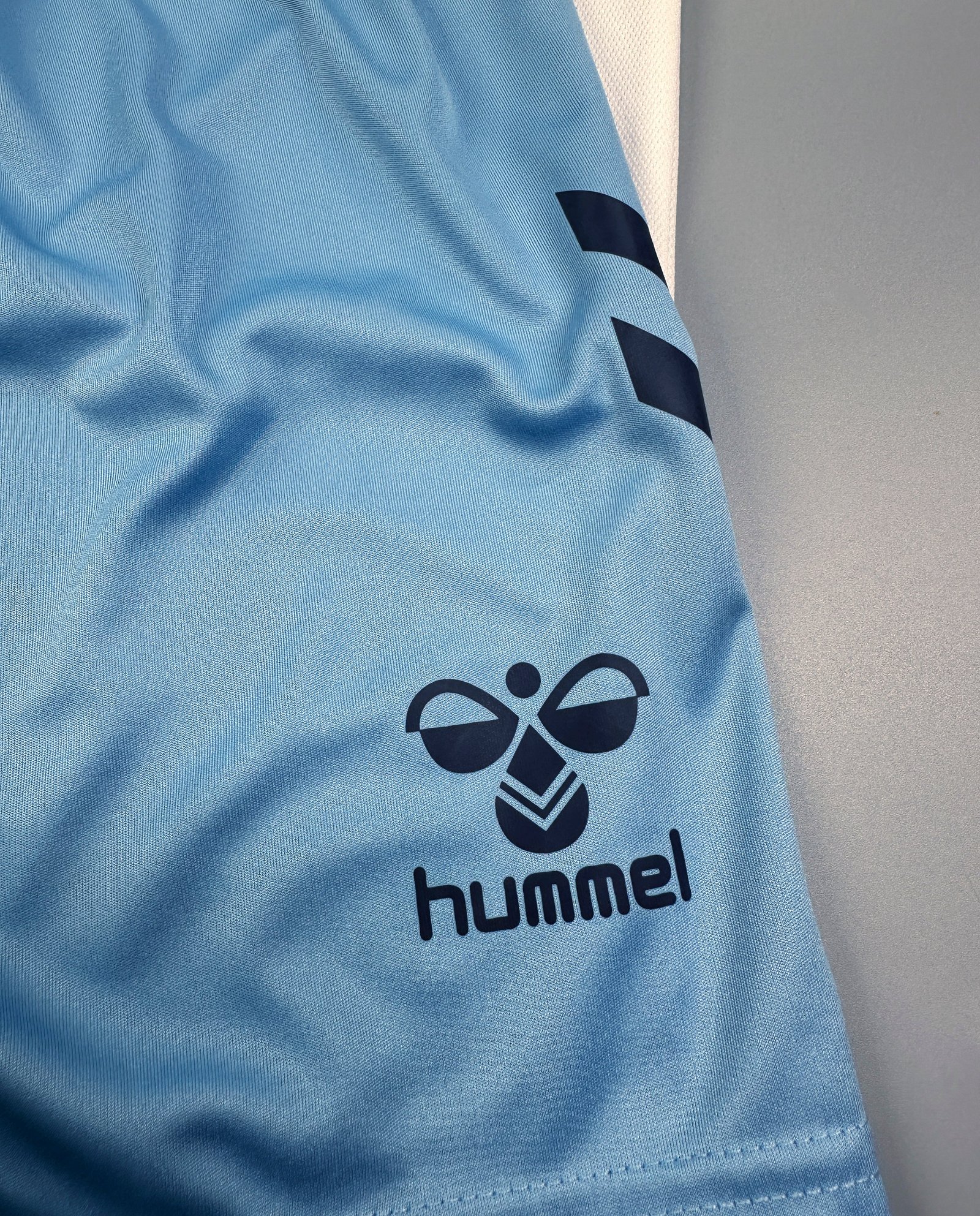 CAMISETA PRIMERA EQUIPACIÓN MÁLAGA 23/24 VERSIÓN INFANTIL - Imagen 10