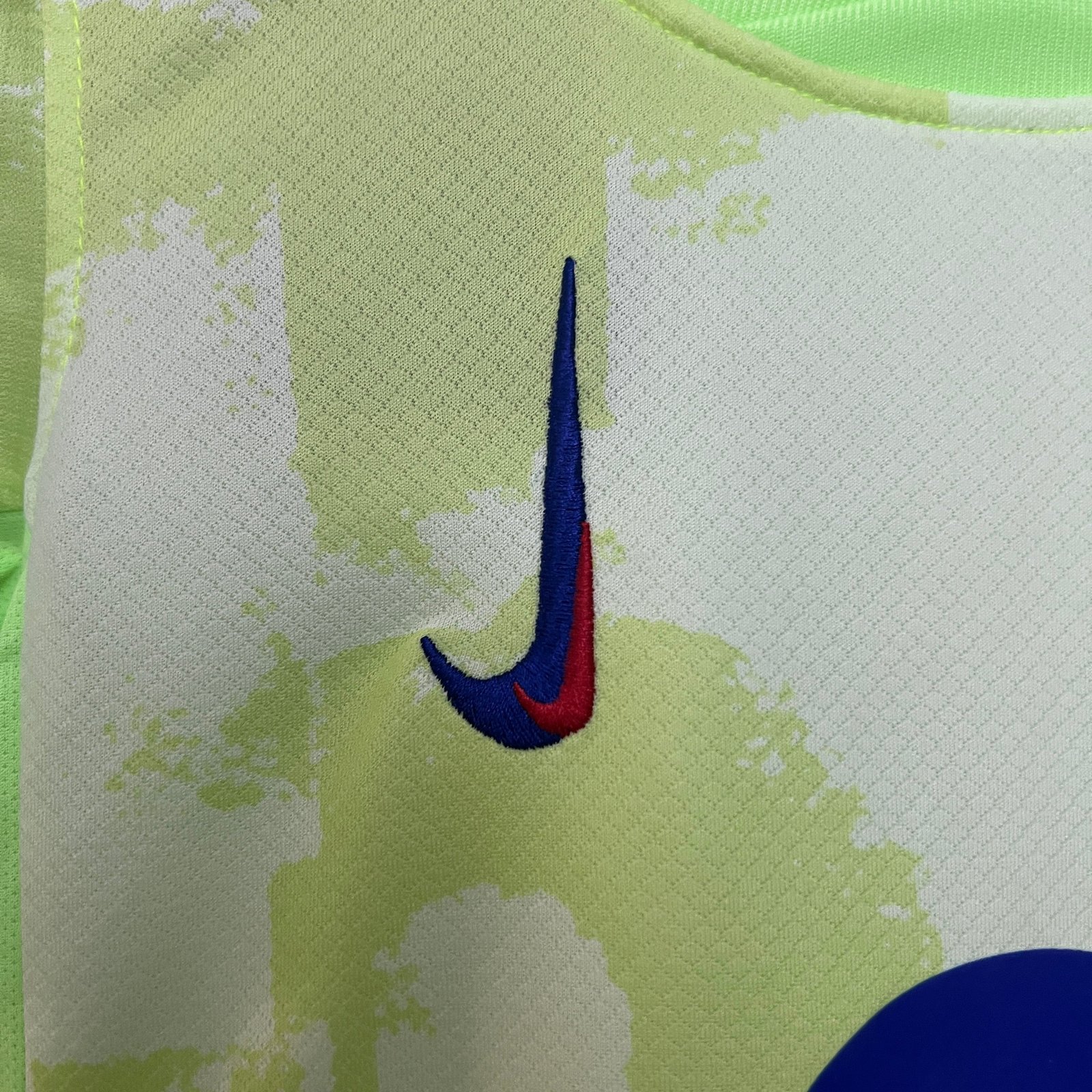 CAMISETA TERCERA EQUIPACIÓN BARCELONA 24/25 VERSIÓN INFANTIL - Imagen 3