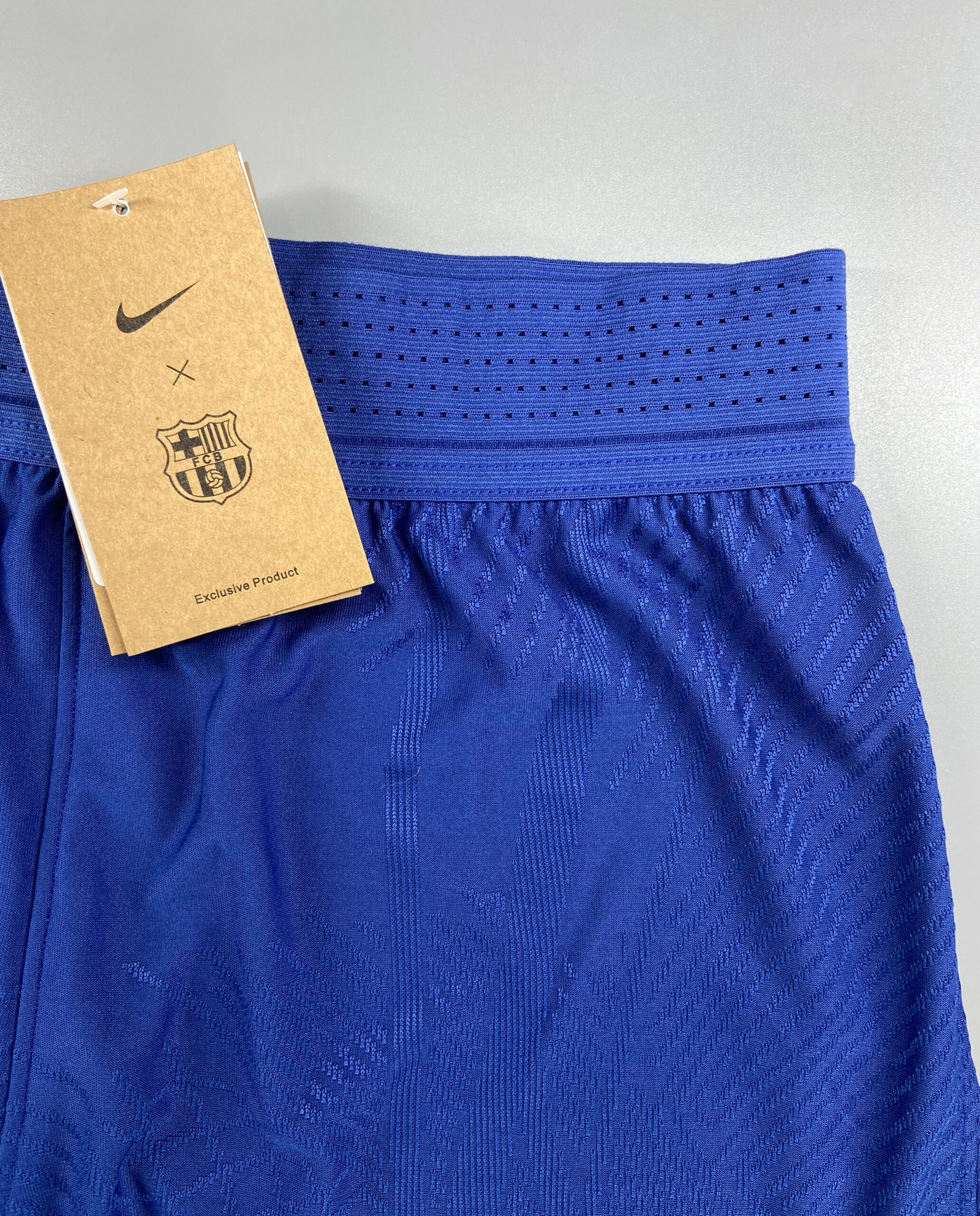 SHORTS PRIMERA EQUIPACIÓN BARCELONA 23/24 VERSIÓN JUGADOR - Imagen 4