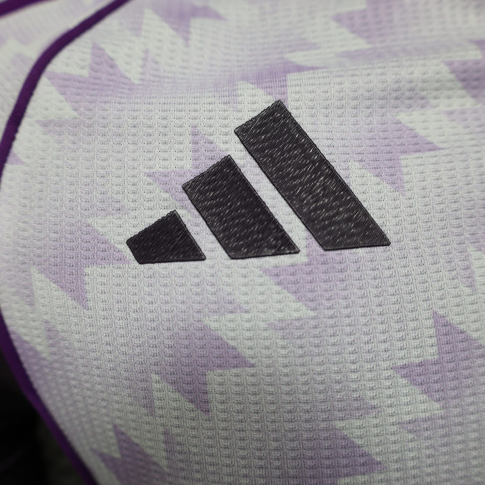 CAMISETA CONCEPTO MANCHESTER UNITED 25/26 VERSIÓN JUGADOR - Imagen 3