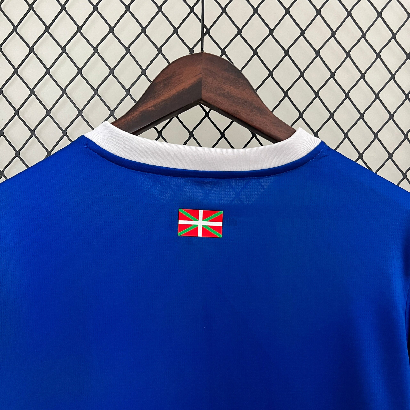 CAMISETA PRIMERA EQUIPACIÓN ALAVÉS 24/25 VERSIÓN FAN - Imagen 10