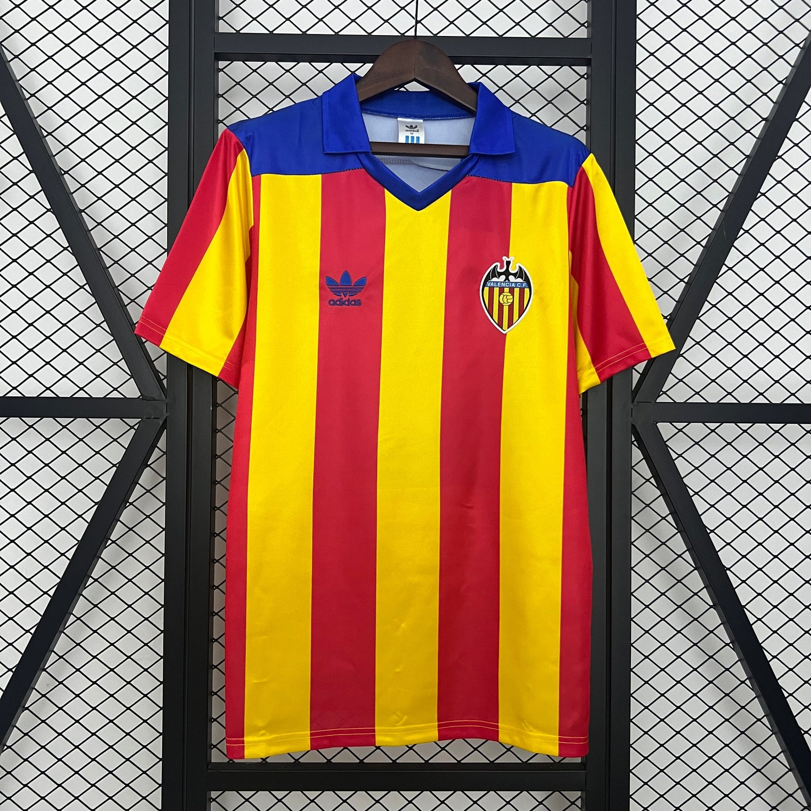 CAMISETA SEGUNDA EQUIPACIÓN VALENCIA 1980/81