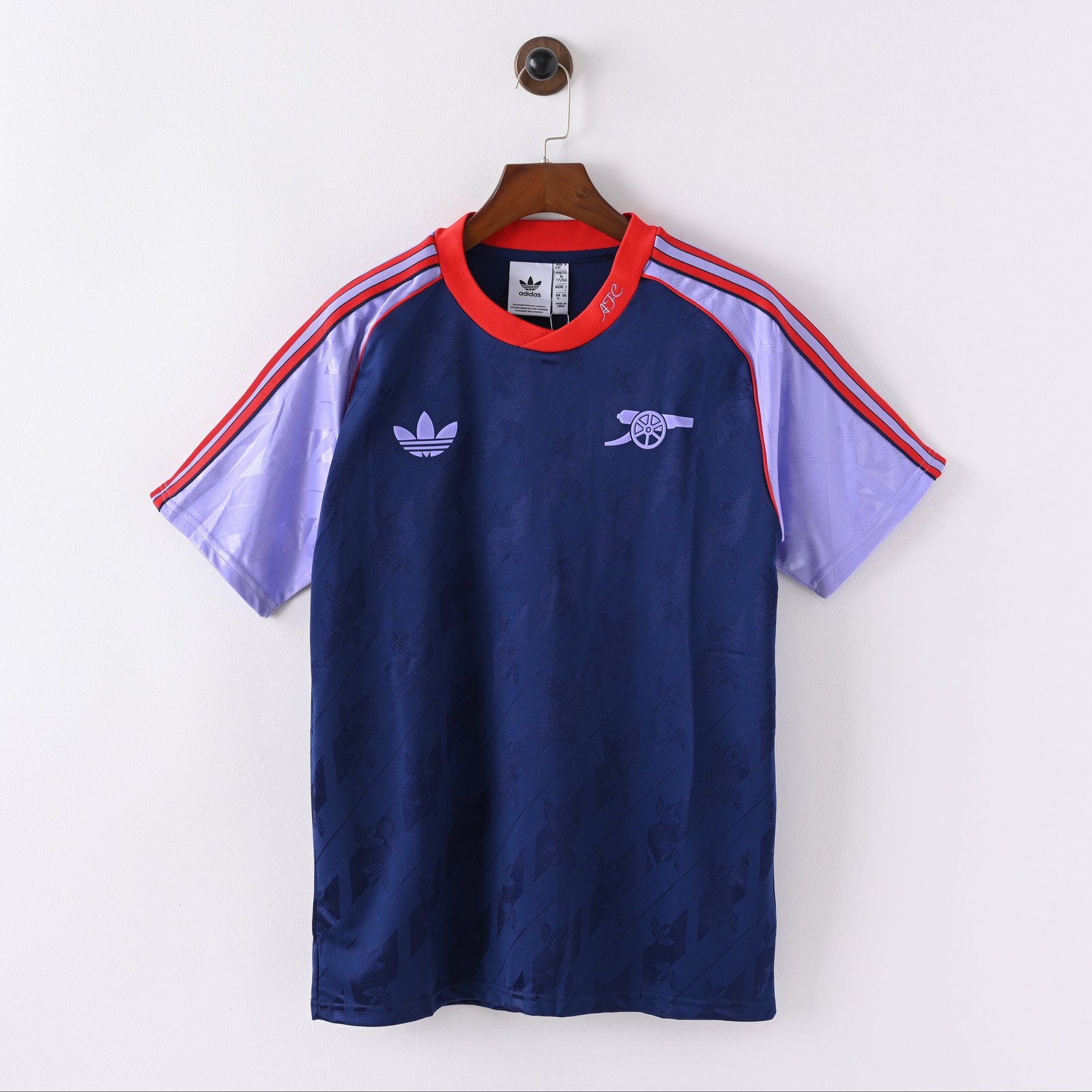 CAMISETA EDICIÓN ESPECIAL ARSENAL 24/25 VERSIÓN FAN