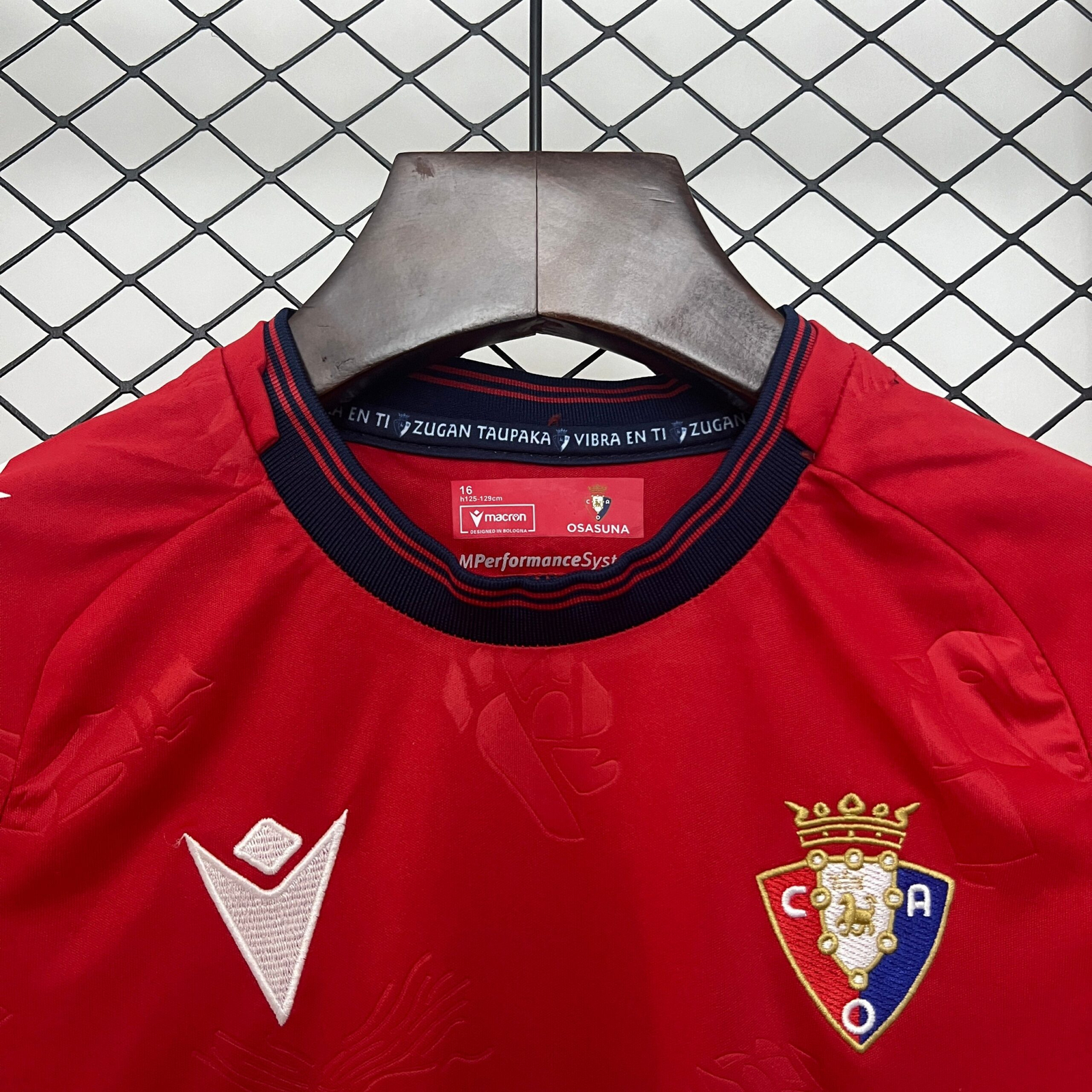 CAMISETA PRIMERA EQUIPACIÓN OSASUNA 24/25 VERSIÓN INFANTIL - Imagen 2