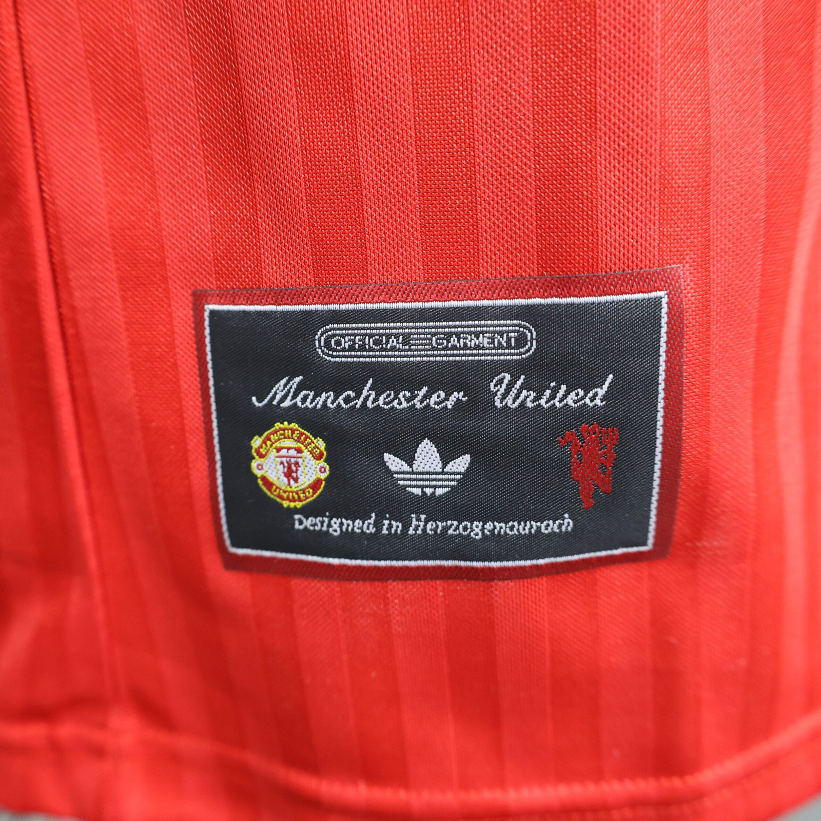 POLERA DE SALIDA MANCHESTER UNITED 24/25 VERSIÓN JUGADOR - Imagen 7