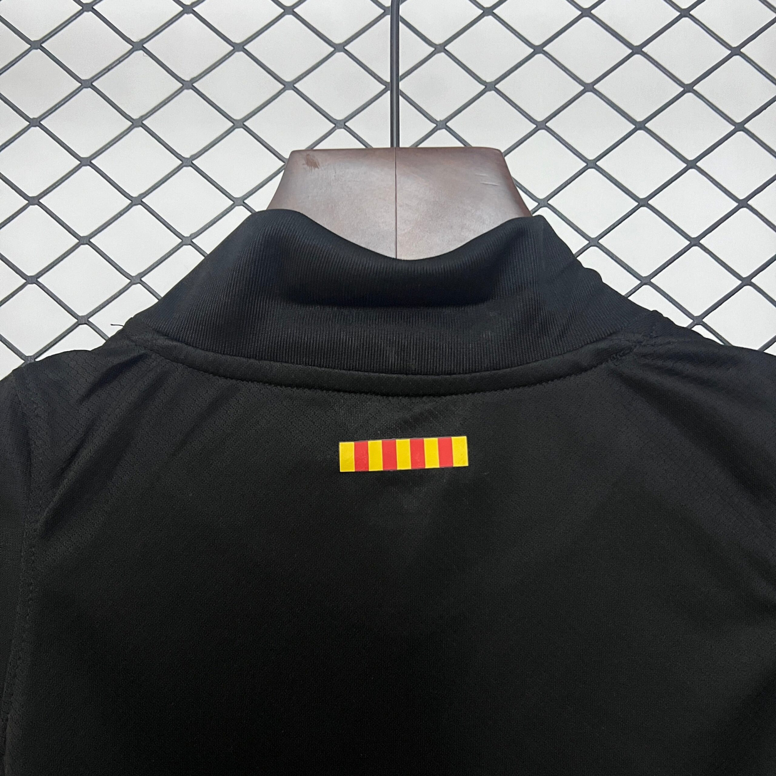 CAMISETA SEGUNDA EQUIPACIÓN BARCELONA 24/25 VERSIÓN INFANTIL - Imagen 8