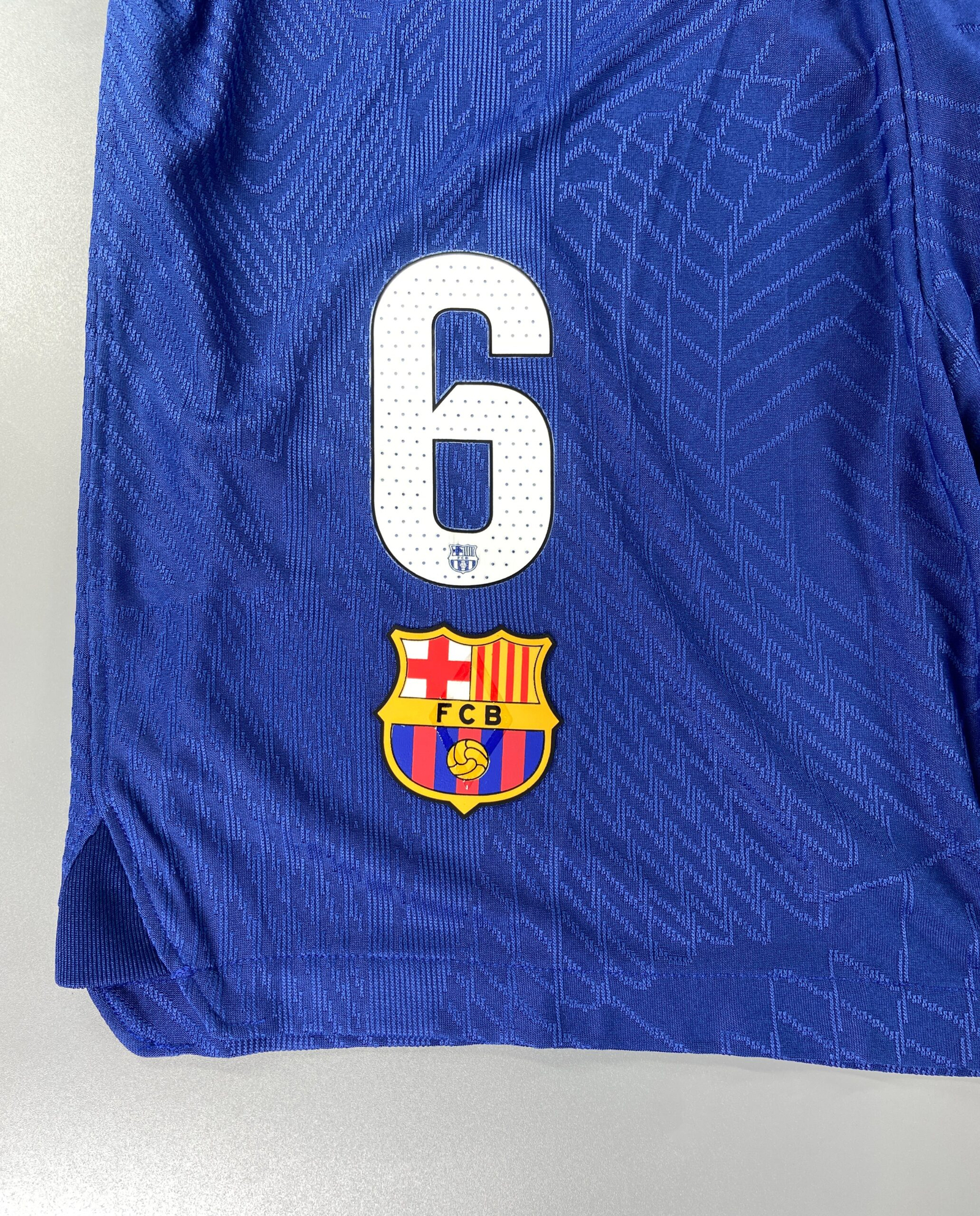 SHORTS PRIMERA EQUIPACIÓN BARCELONA 23/24 VERSIÓN JUGADOR - Imagen 3