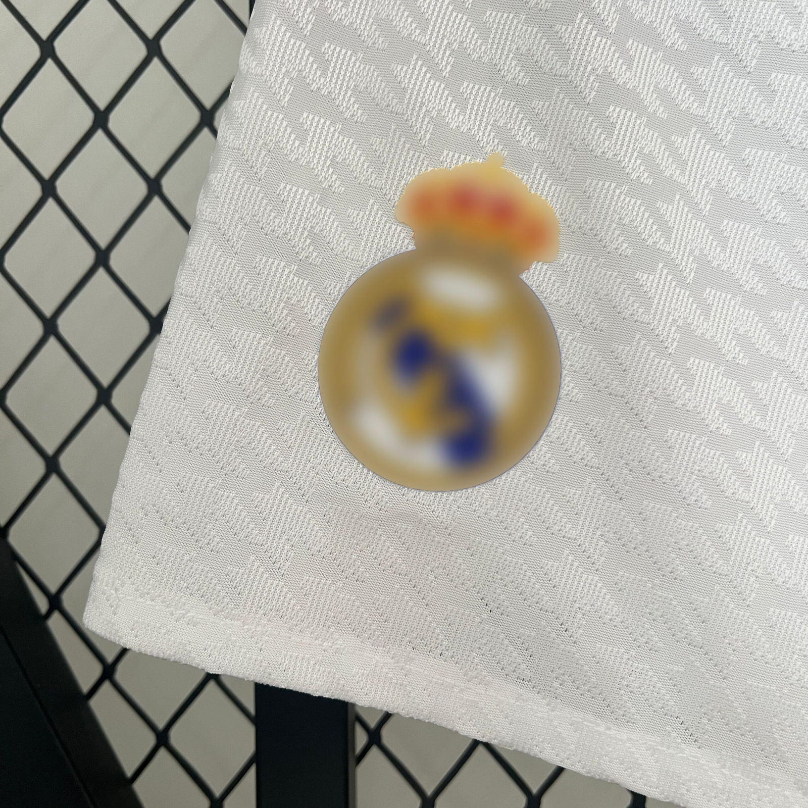 SHORTS PRIMERA EQUIPACIÓN REAL MADRID 24/25 VERSIÓN JUGADOR - Imagen 2