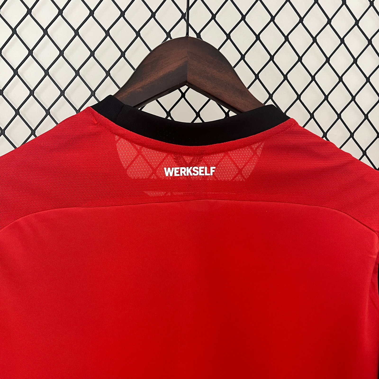 CAMISETA PRIMERA EQUIPACIÓN BAYER LEVERKUSEN 24/25 VERSIÓN FAN - Imagen 9