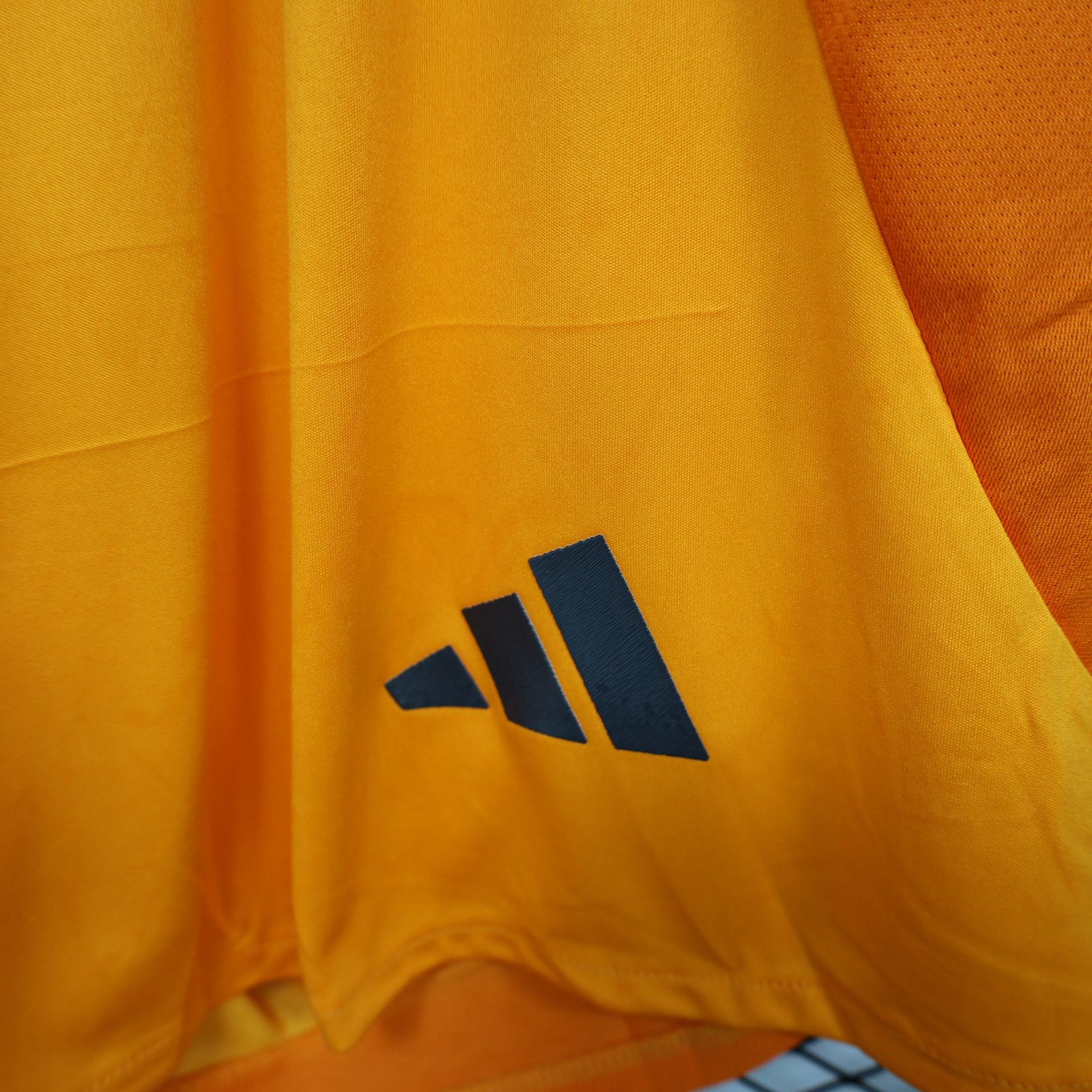 SHORTS SEGUNDA EQUIPACIÓN REAL MADRID 24/25 VERSIÓN JUGADOR - Imagen 3