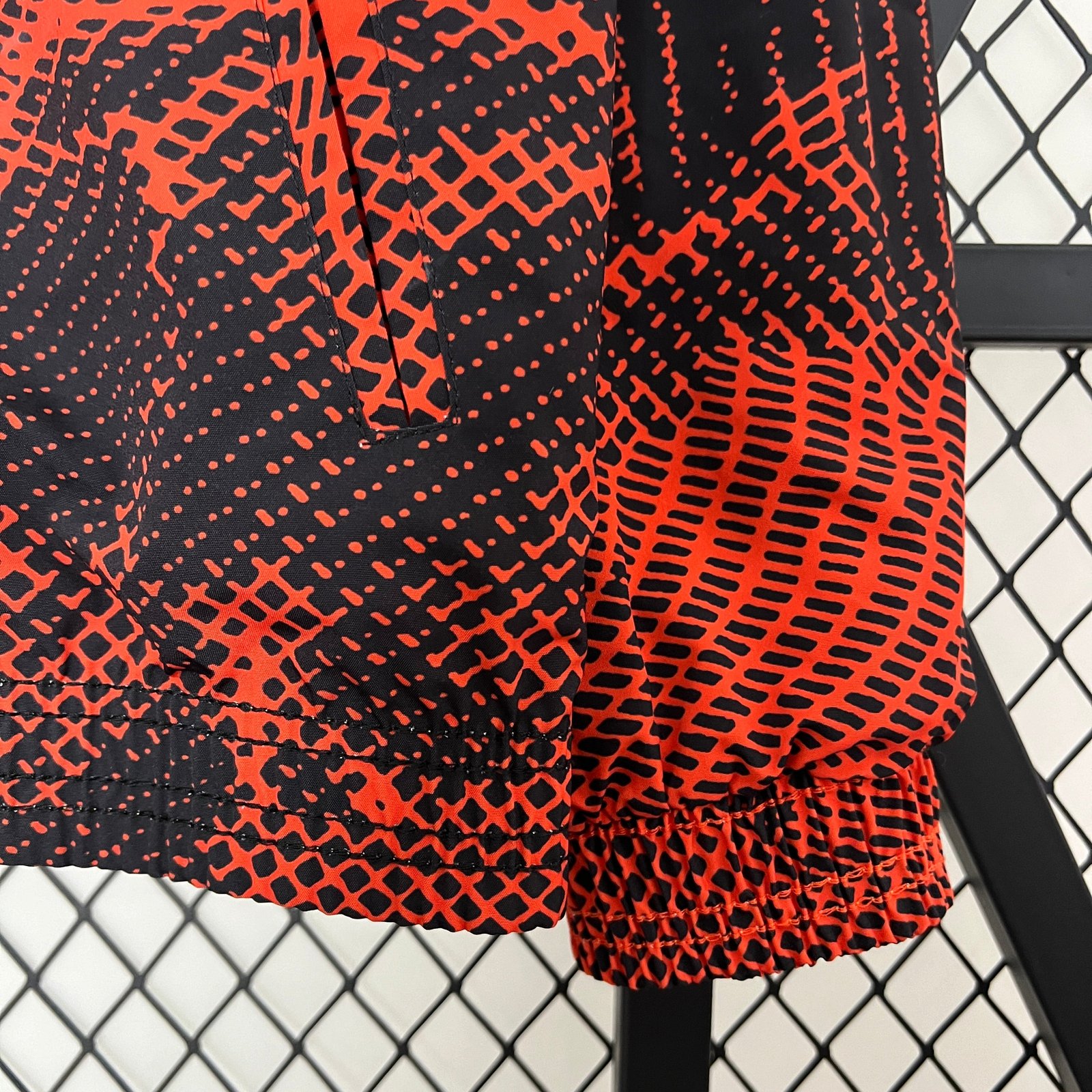 CORTAVIENTOS TIGRE REVERSIBLE - Imagen 13