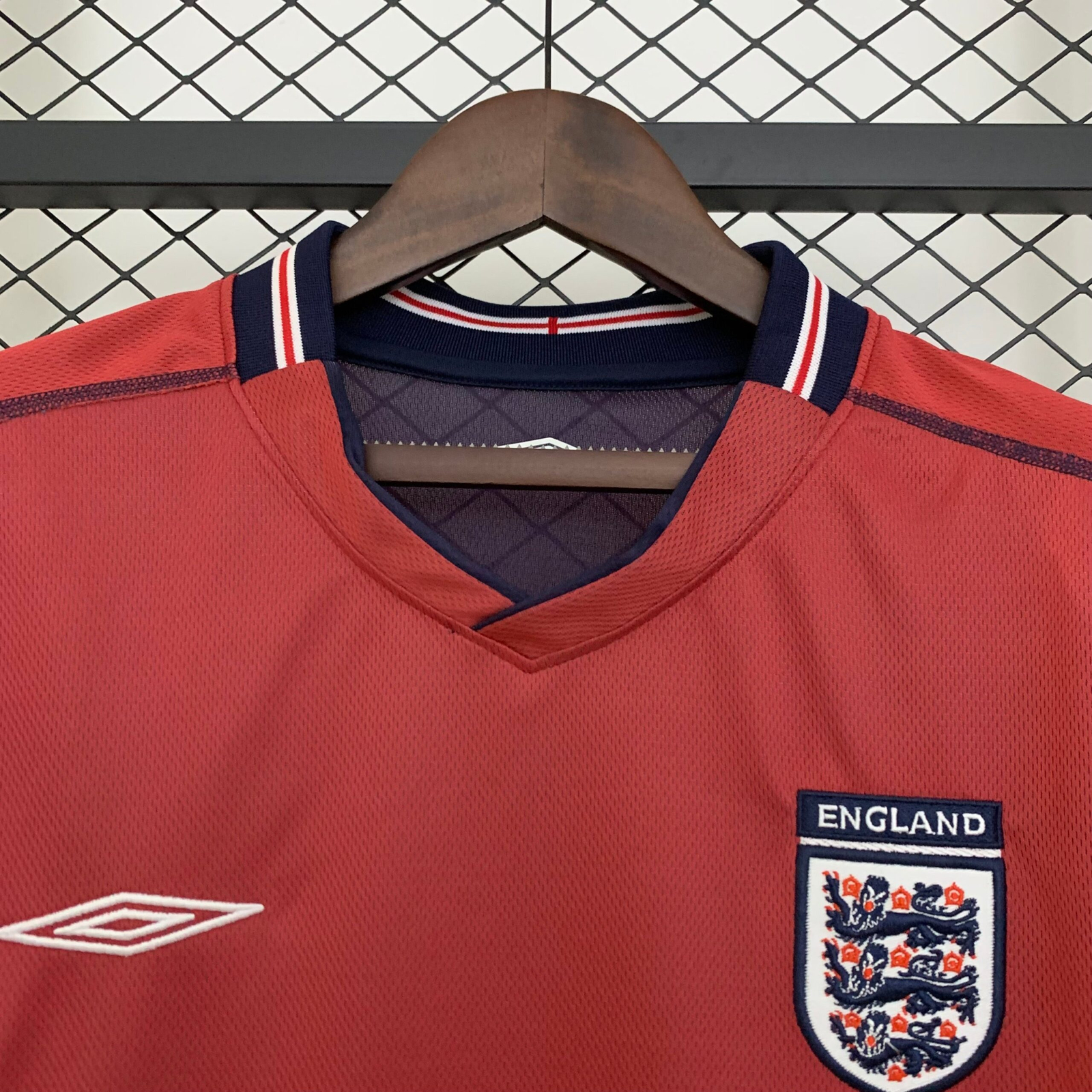 CAMISETA SEGUNDA EQUIPACIÓN INGLATERRA 2002 - Imagen 2