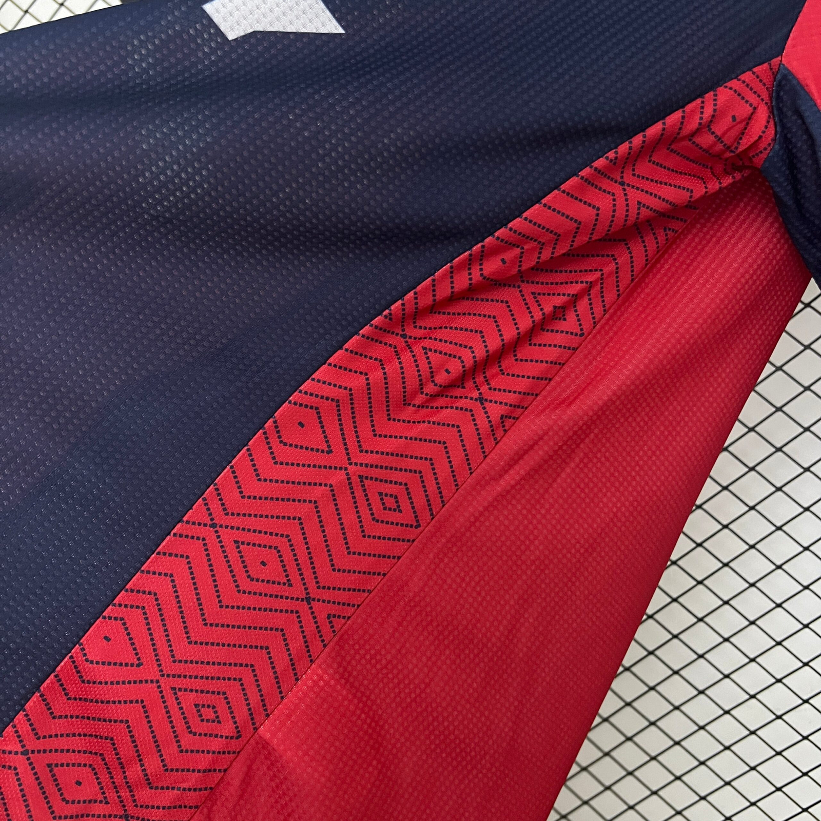 CAMISETA PRIMERA EQUIPACIÓN CAGLIARI 24/25 VERSIÓN FAN - Imagen 6