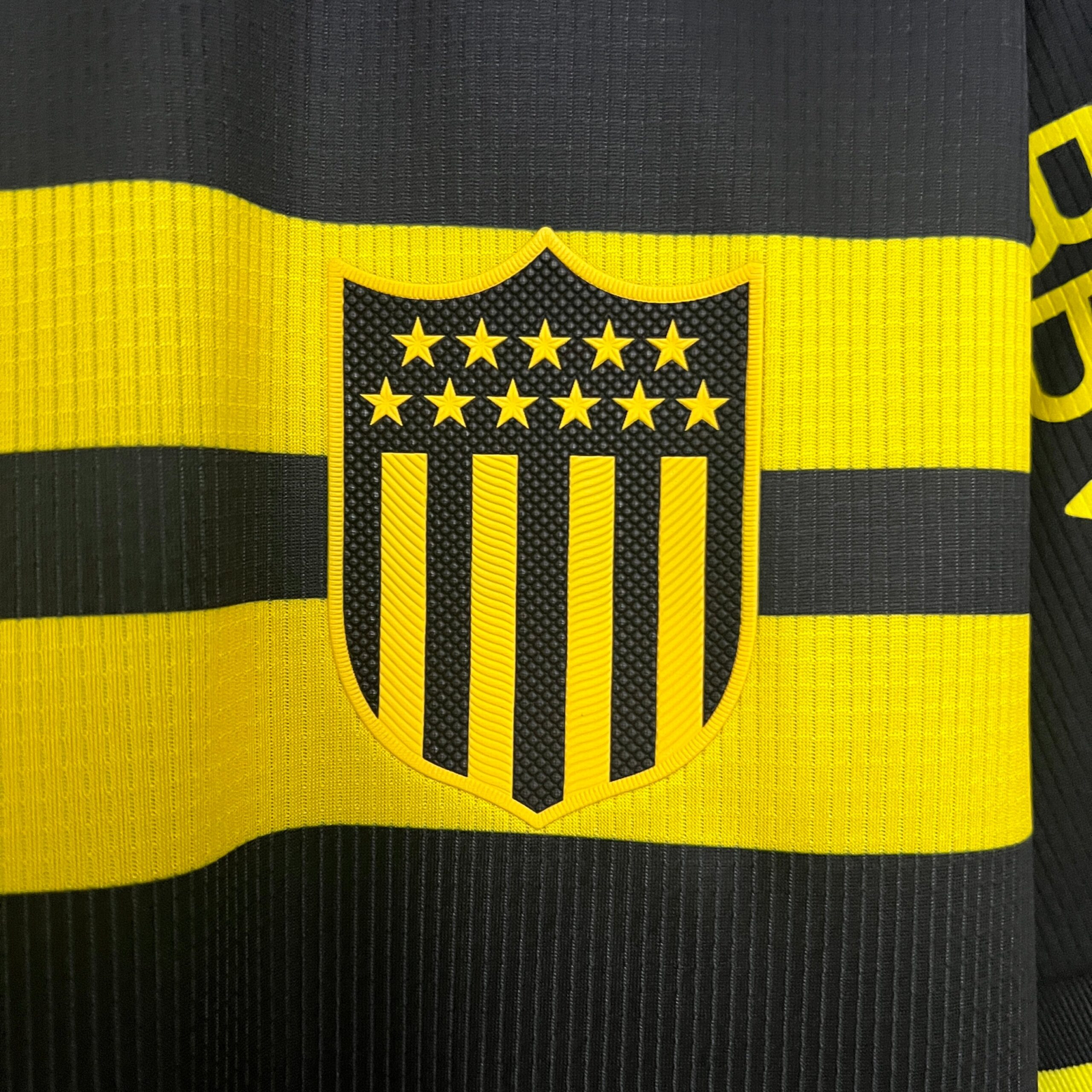 CAMISETA SEGUNDA EQUIPACIÓN PEÑAROL 2024 VERSIÓN FAN - Imagen 3