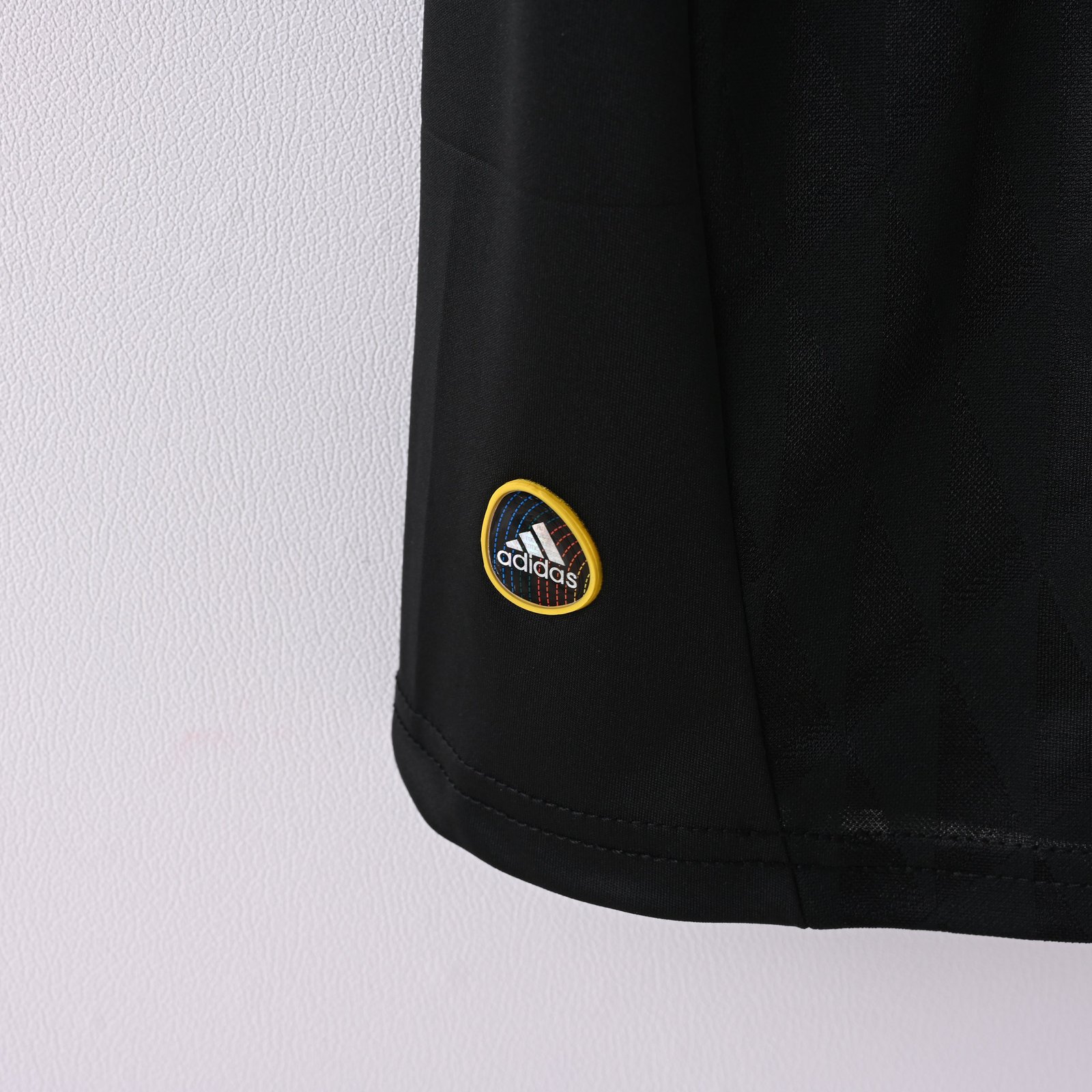 CAMISETA TERCERA EQUIPACIÓN LIVERPOOL 2010/11 - Imagen 8