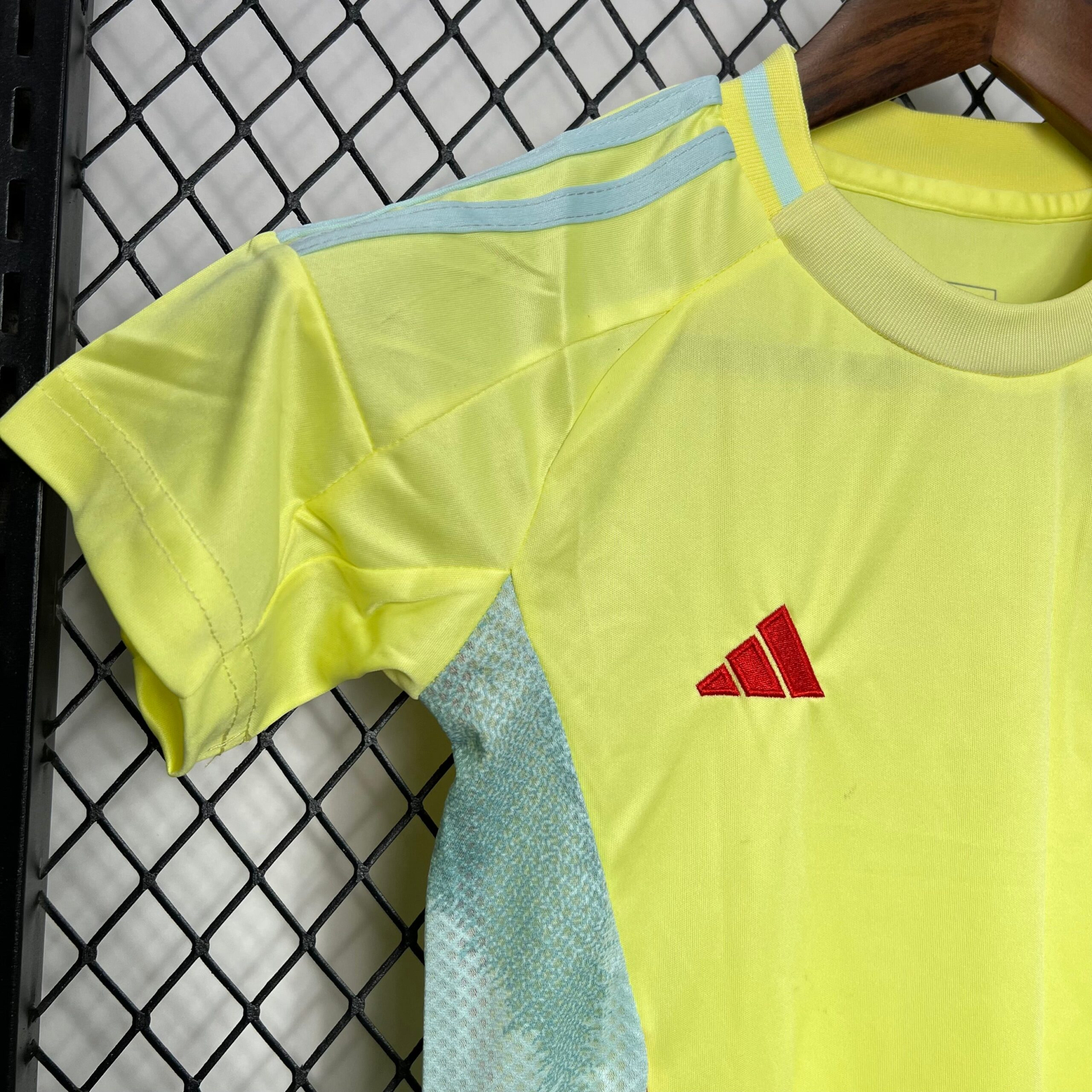 CAMISETA SEGUNDA EQUIPACIÓN ESPAÑA 2024 VERSIÓN INFANTIL - Imagen 2