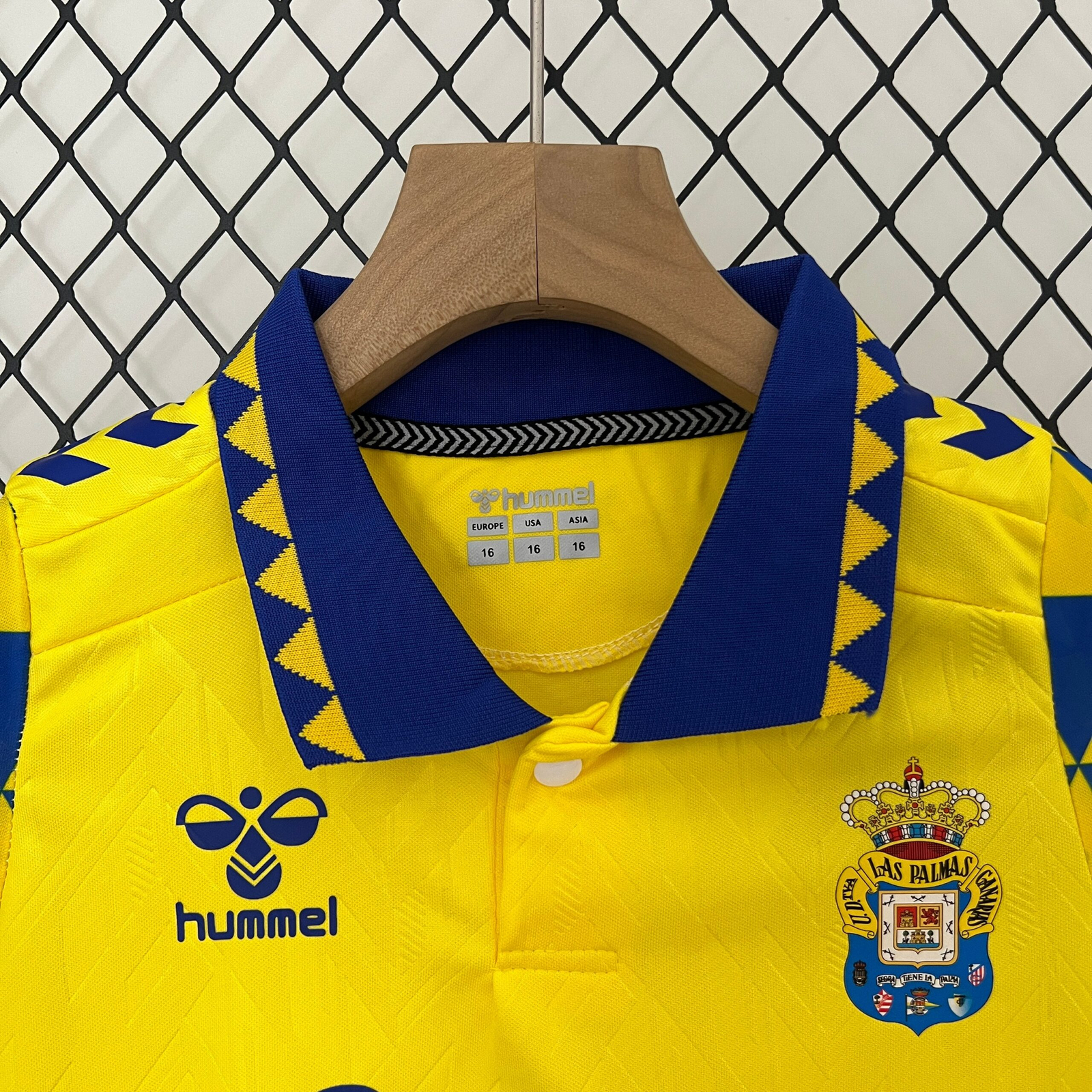 CAMISETA PRIMERA EQUIPACIÓN U. D. LAS PALMAS 24/25 VERSIÓN INFANTIL - Imagen 2