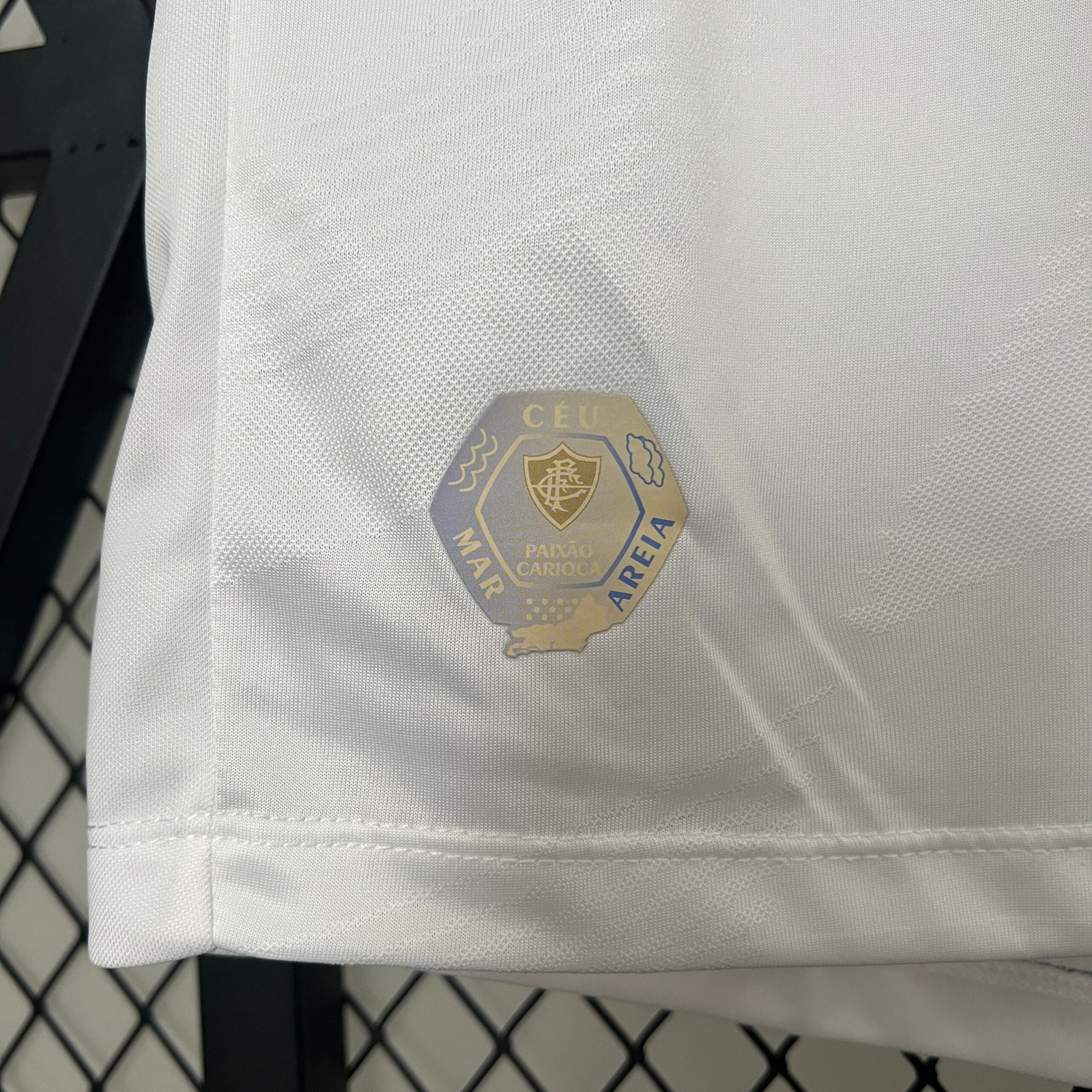 CAMISETA SEGUNDA EQUIPACIÓN FLUMINENSE 2024 VERSIÓN FAN - Imagen 7
