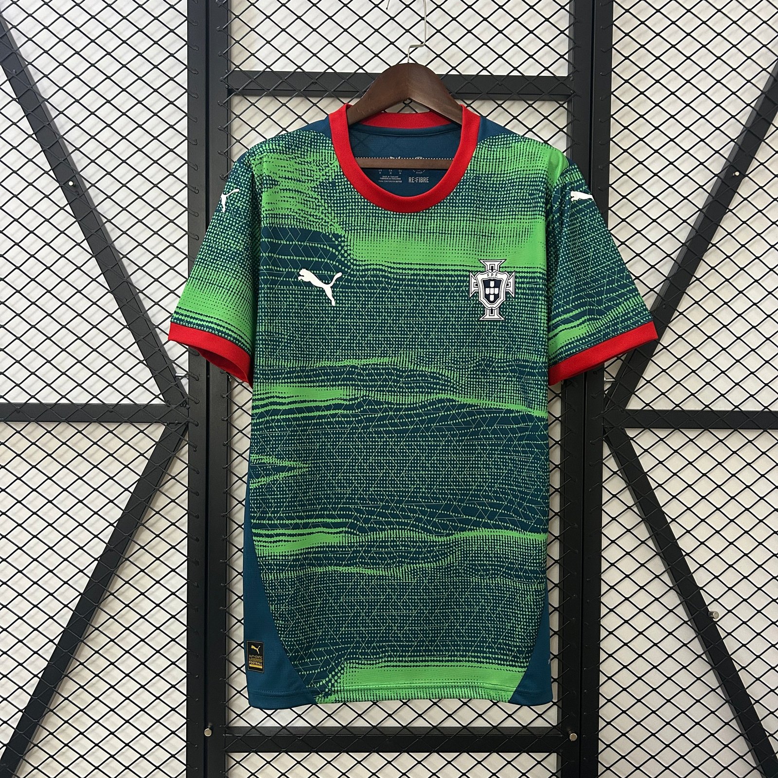 CAMISETA ENTRENAMIENTO PORTUGAL 2025 VERSIÓN FAN