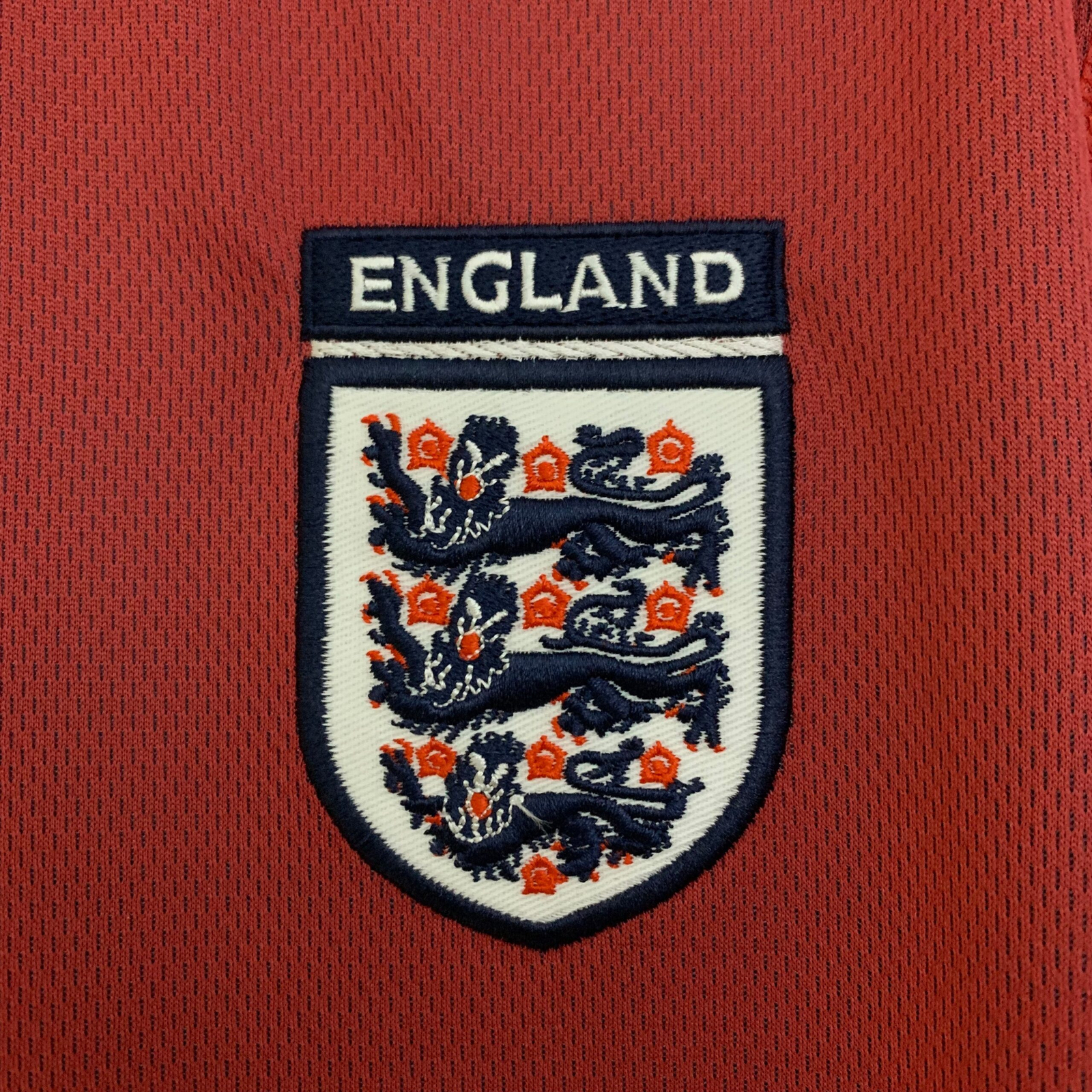 CAMISETA SEGUNDA EQUIPACIÓN INGLATERRA 2002 - Imagen 4