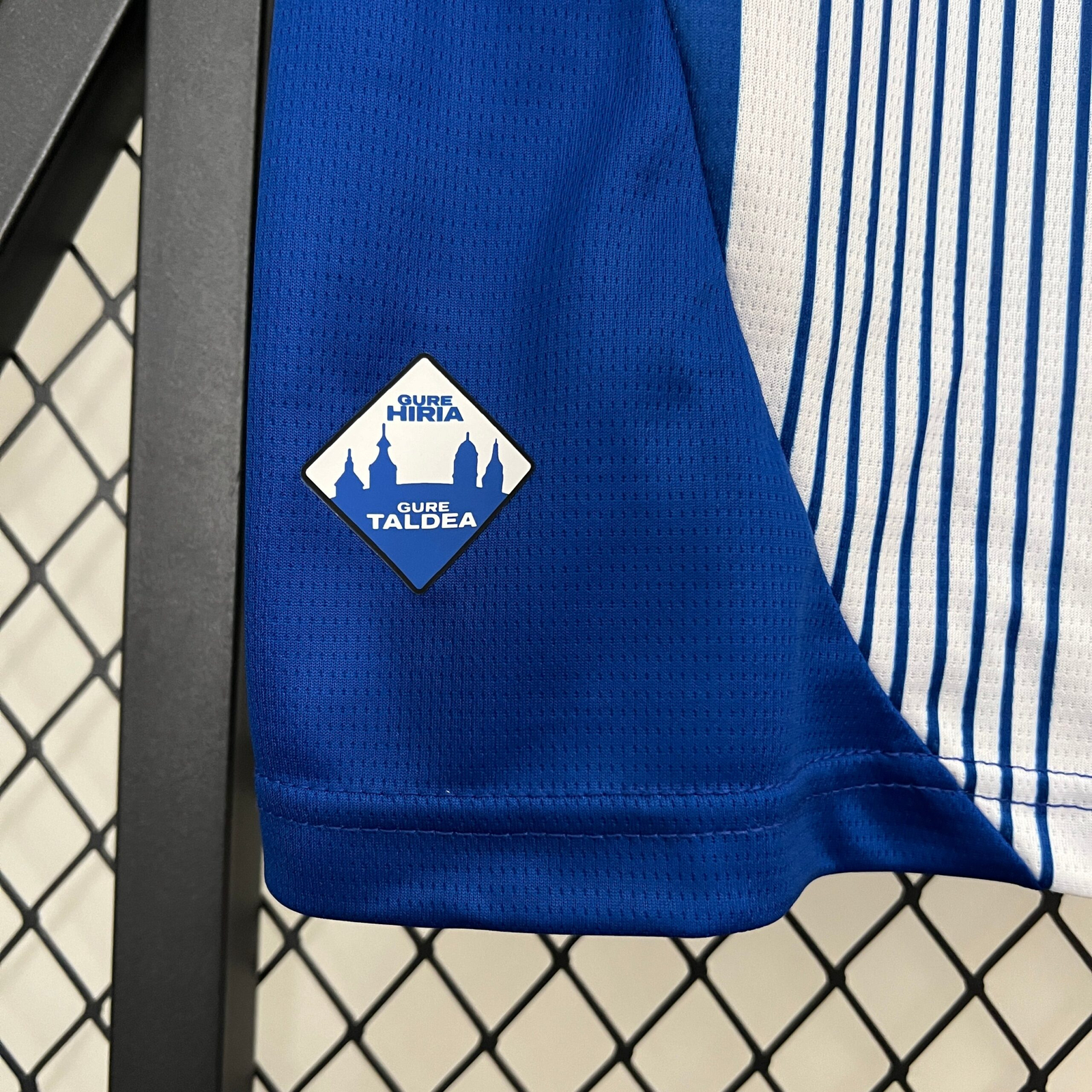 CAMISETA PRIMERA EQUIPACIÓN ALAVÉS 24/25 VERSIÓN FAN - Imagen 7
