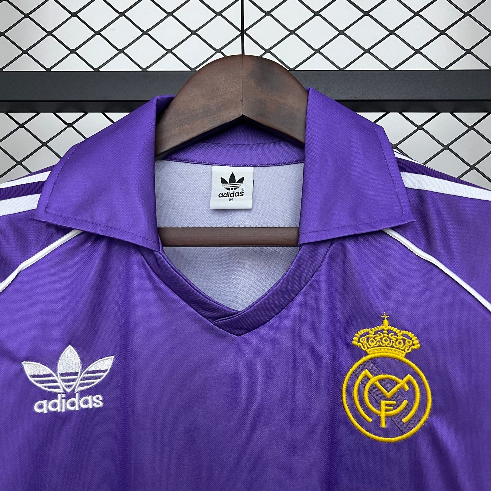 CAMISETA SEGUNDA EQUIPACIÓN REAL MADRID 1984/85 - Imagen 2