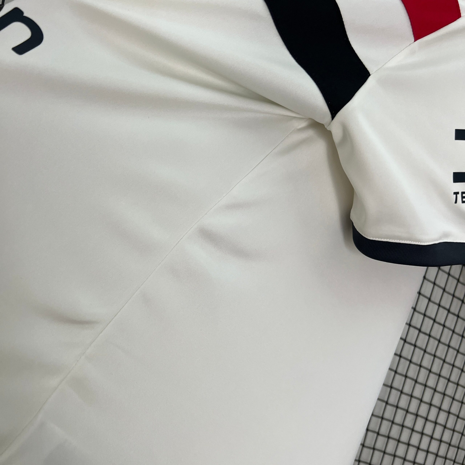 CAMISETA TERCERA EQUIPACIÓN MANCHESTER UNITED 24/25 VERSIÓN FAN - Imagen 6