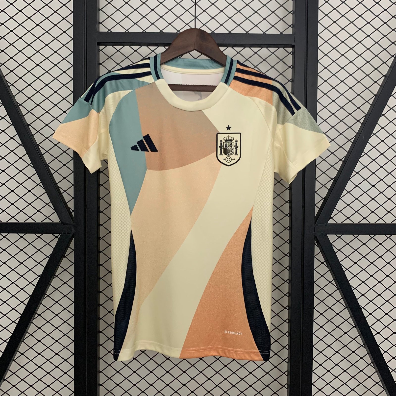 CAMISETA SEGUNDA EQUIPACIÓN ESPAÑA F 2025 VERSIÓN FEMENINA