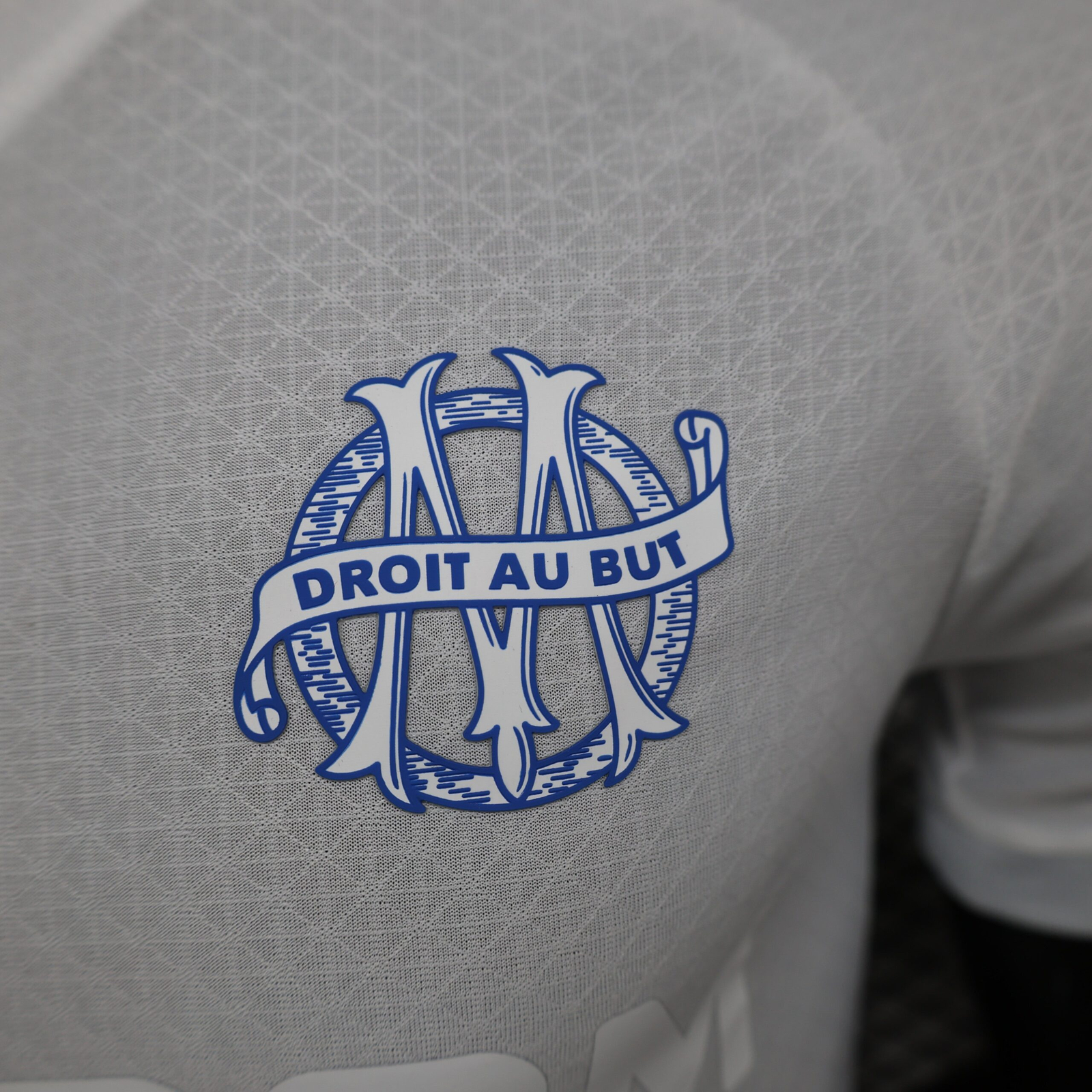 CAMISETA EDICIÓN ESPECIAL MARSELLA 24/25 VERSIÓN JUGADOR - Imagen 4