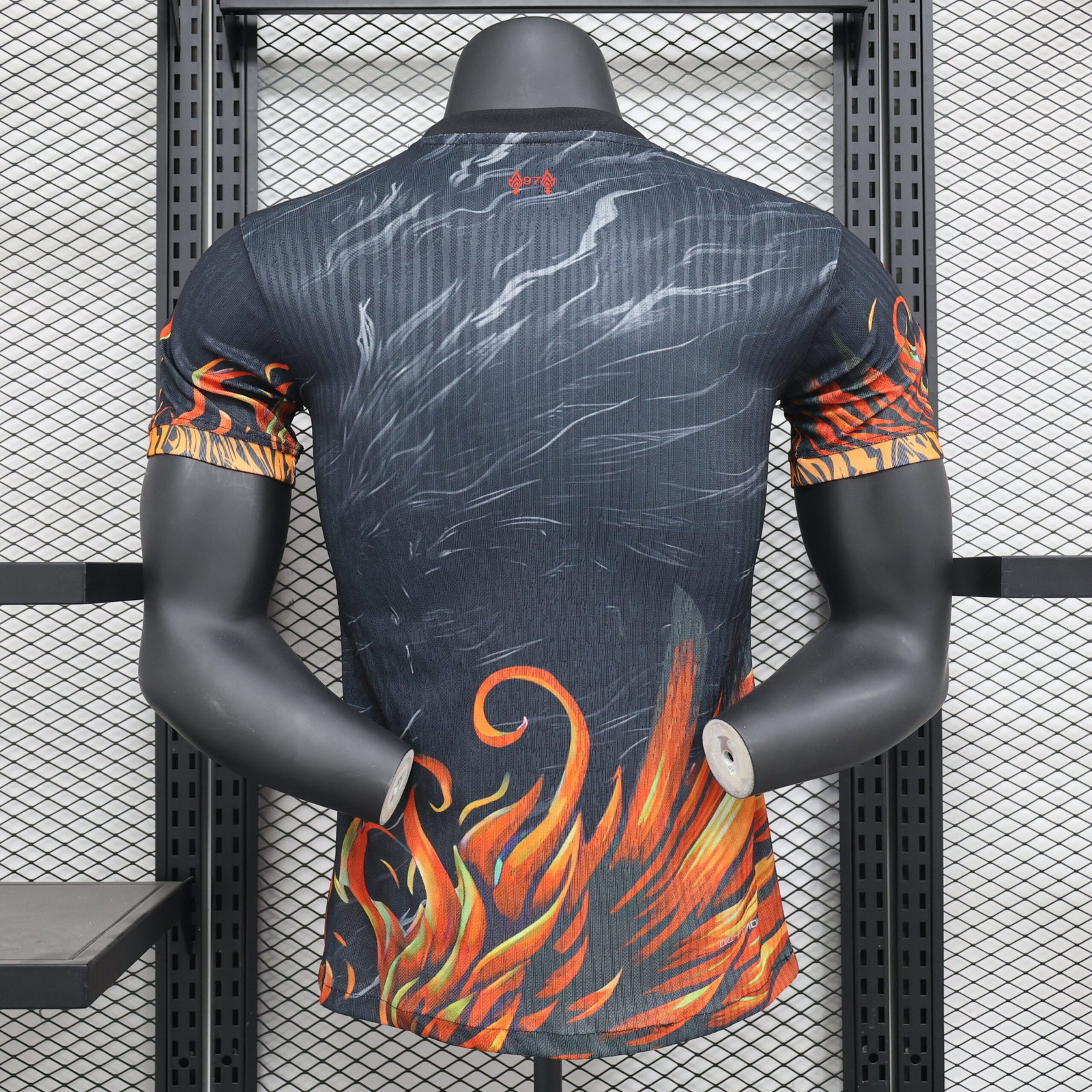 CAMISETA CONCEPTO LIVERPOOL 24/25 VERSIÓN JUGADOR - Imagen 8