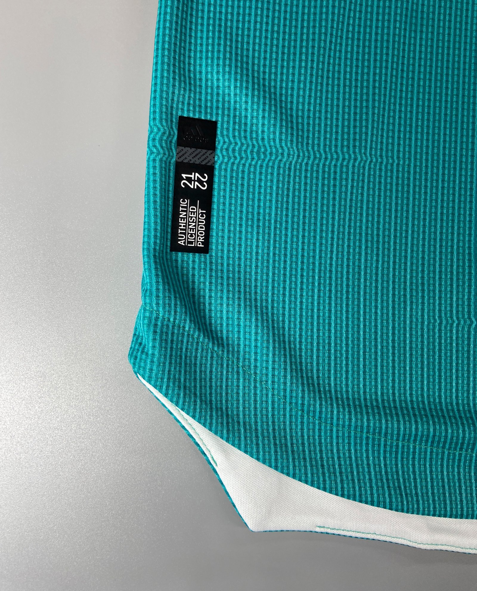 CAMISETA TERCERA EQUIPACIÓN REAL MADRID 21/22 VERSIÓN JUGADOR - Imagen 6