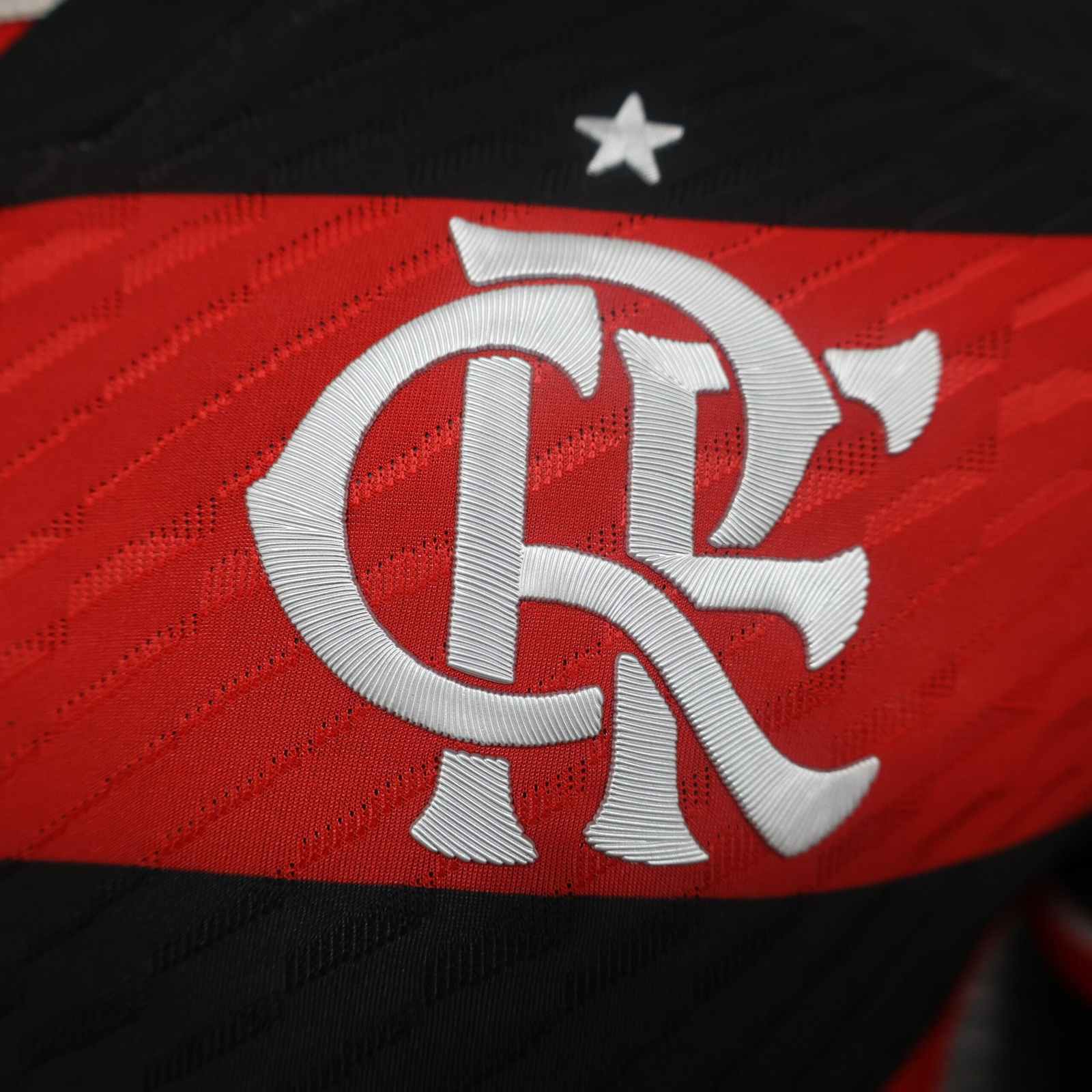 CAMISETA PRIMERA EQUIPACIÓN FLAMENGO 2024 VERSIÓN JUGADOR - Imagen 2