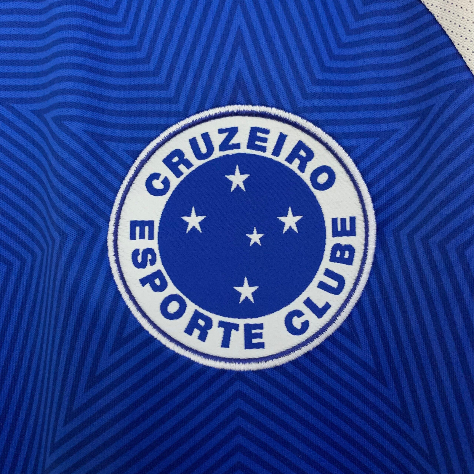 CAMISETA PRIMERA EQUIPACIÓN CRUZEIRO 2025 VERSIÓN FAN - Imagen 4