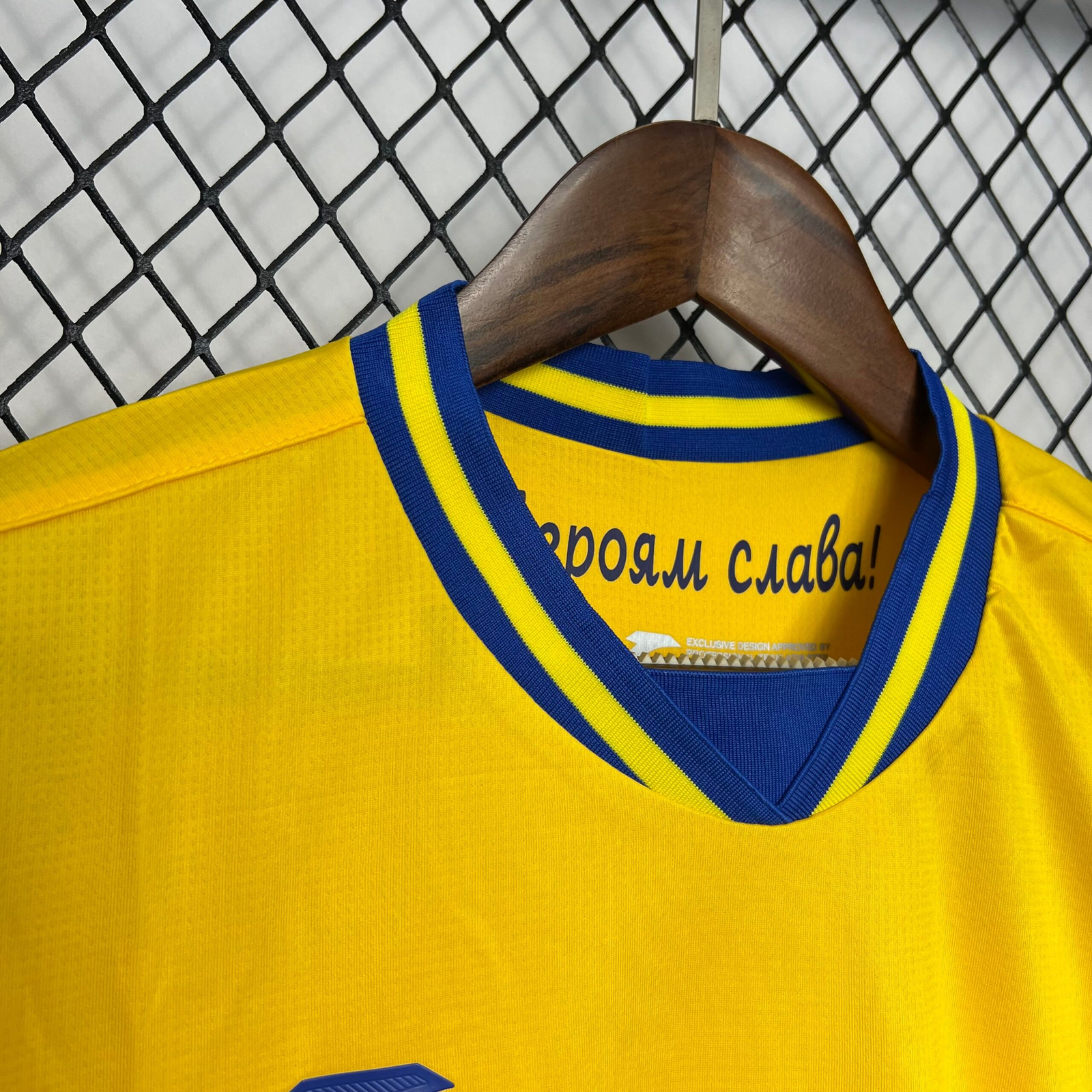 CAMISETA PRIMERA EQUIPACIÓN UCRANIA 2024 VERSIÓN FAN - Imagen 3