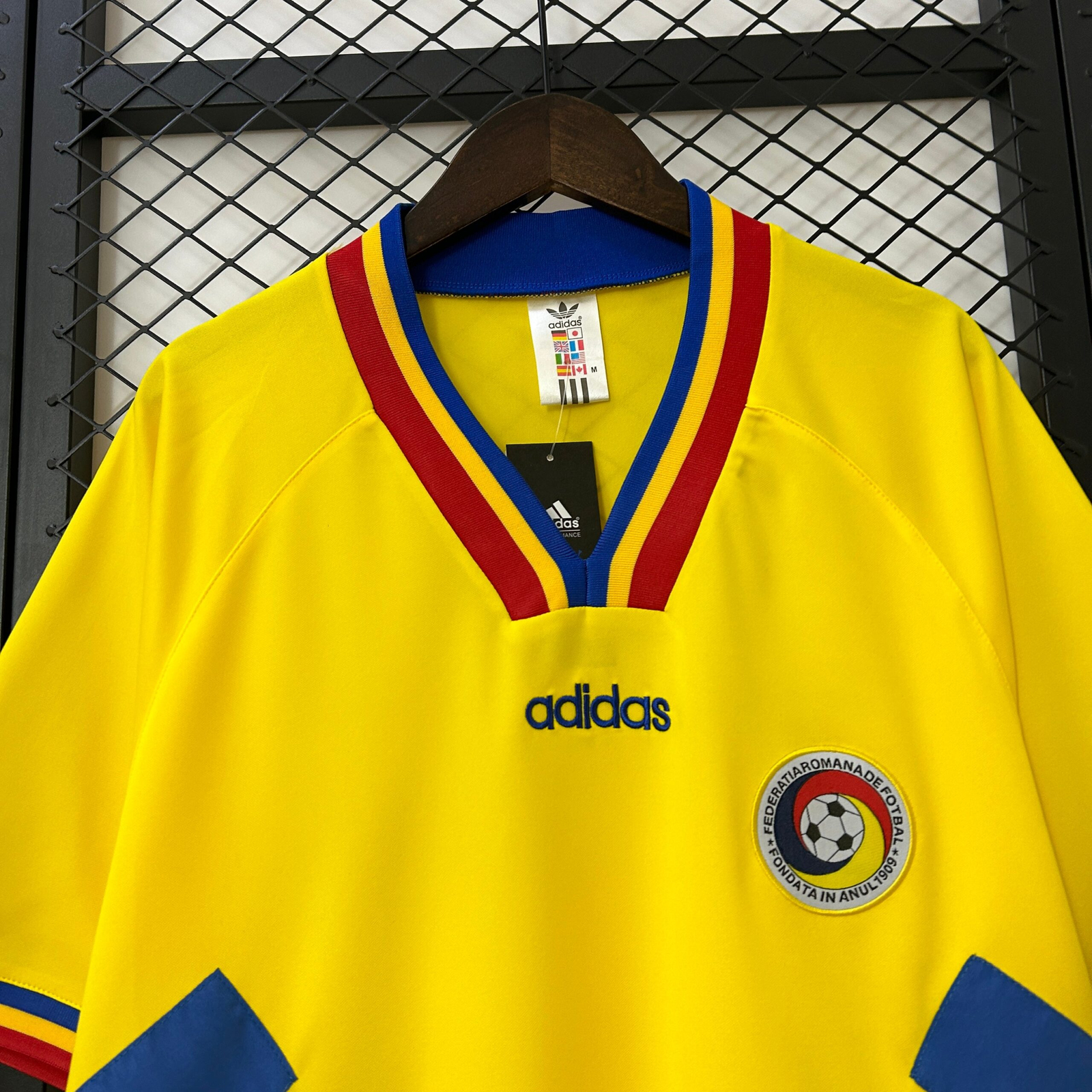 CAMISETA PRIMERA EQUIPACIÓN RUMANÍA 1994 - Imagen 4