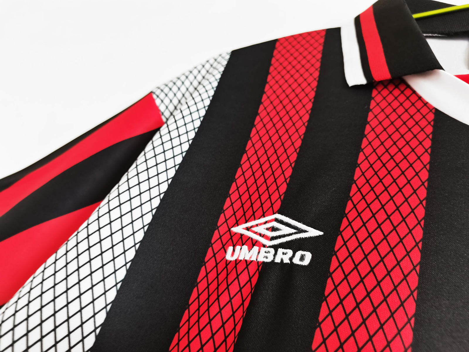 CAMISETA SEGUNDA EQUIPACIÓN MANCHESTER CITY 1994/96 - Imagen 4