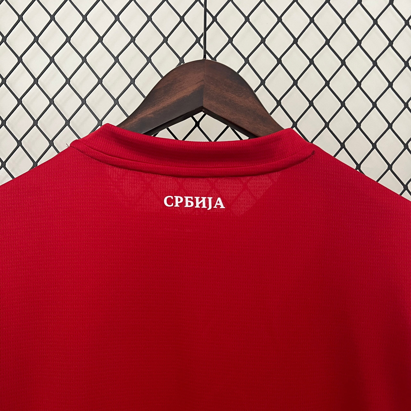 CAMISETA PRIMERA EQUIPACIÓN SERBIA 2024 VERSIÓN FAN - Imagen 9