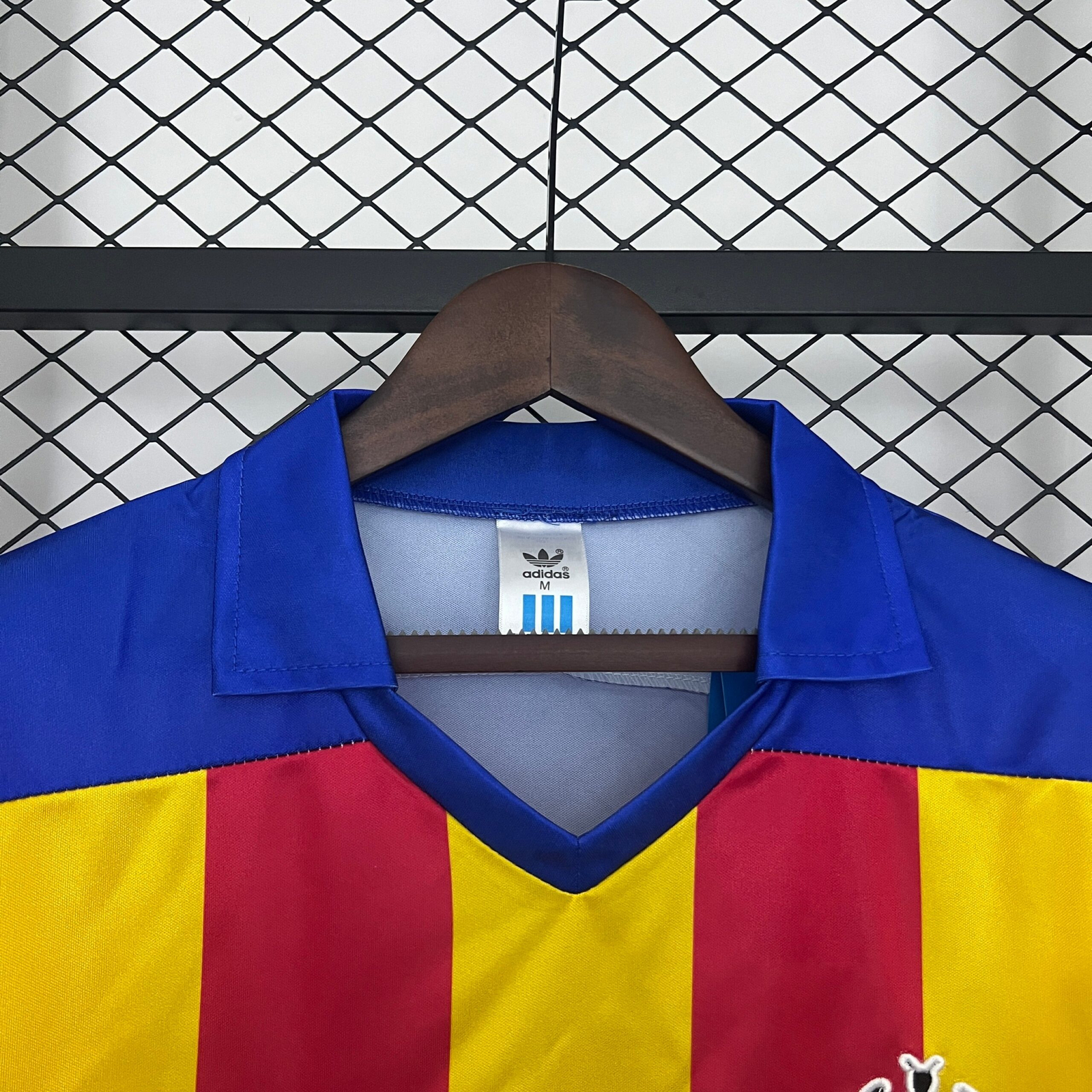 CAMISETA SEGUNDA EQUIPACIÓN VALENCIA 1980/81 - Imagen 2