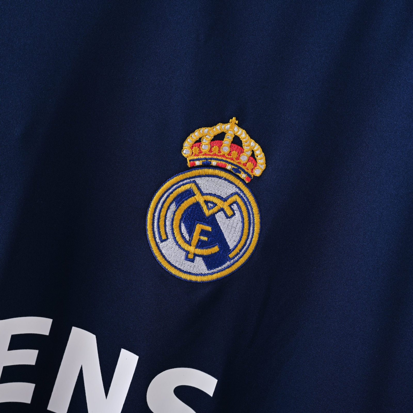 CAMISETA SEGUNDA EQUIPACIÓN REAL MADRID 2005/06 - Imagen 4