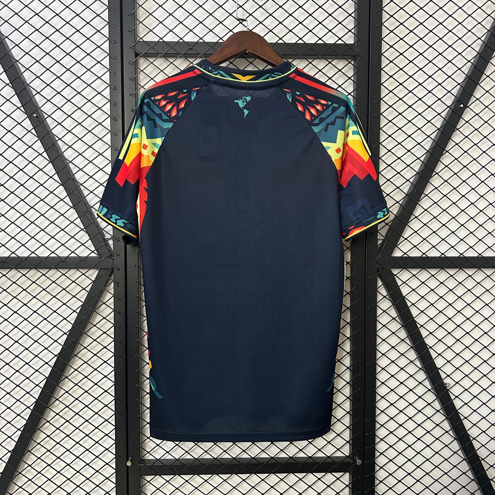 CAMISETA CONCEPTO CLUB AMÉRICA 25/26 VERSIÓN FAN - Imagen 6