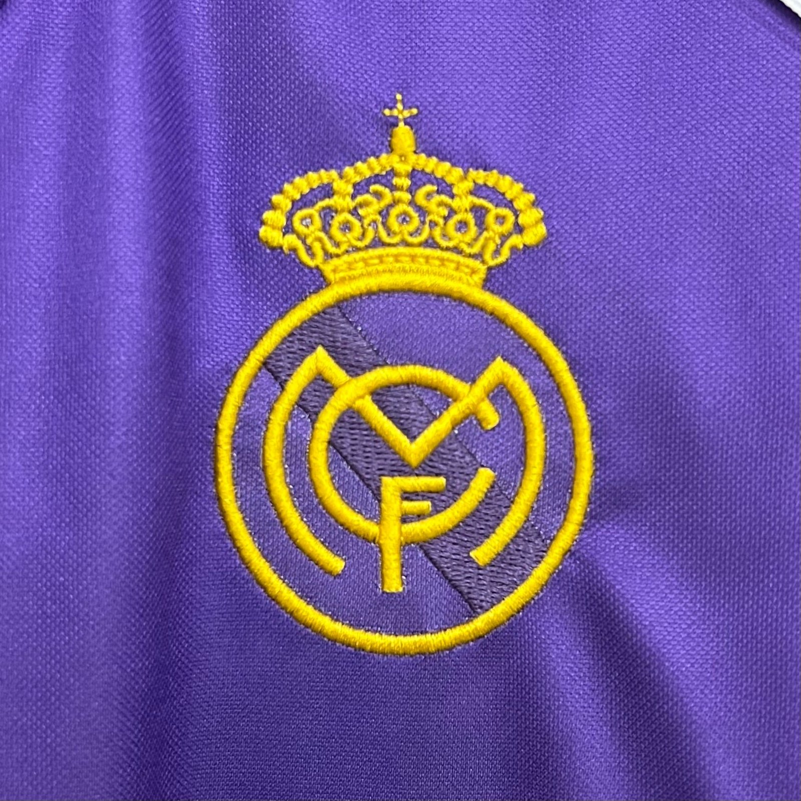 CAMISETA SEGUNDA EQUIPACIÓN REAL MADRID 1984/85 - Imagen 4