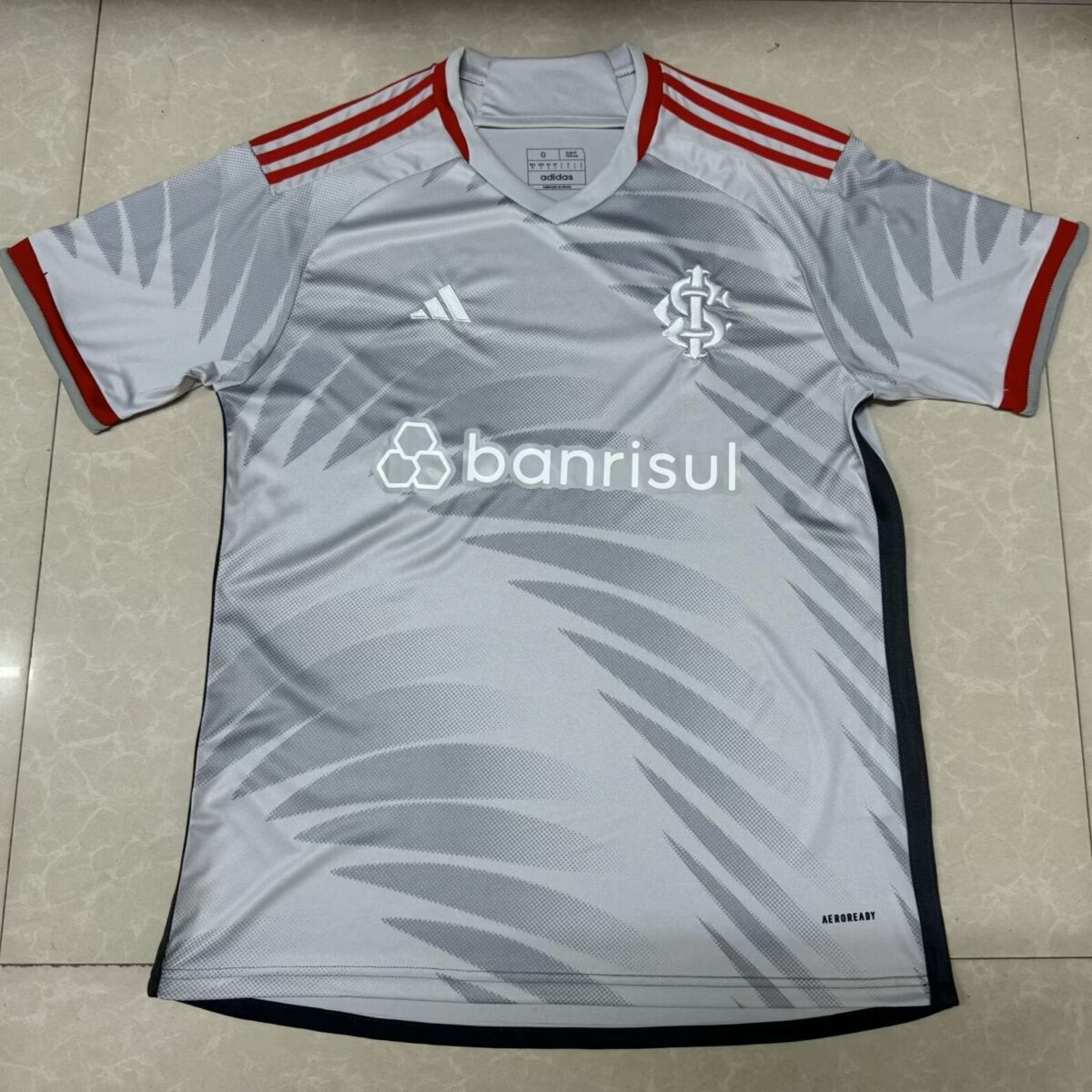 CAMISETA TERCERA EQUIPACIÓN INTERNACIONAL 2024 VERSIÓN FAN