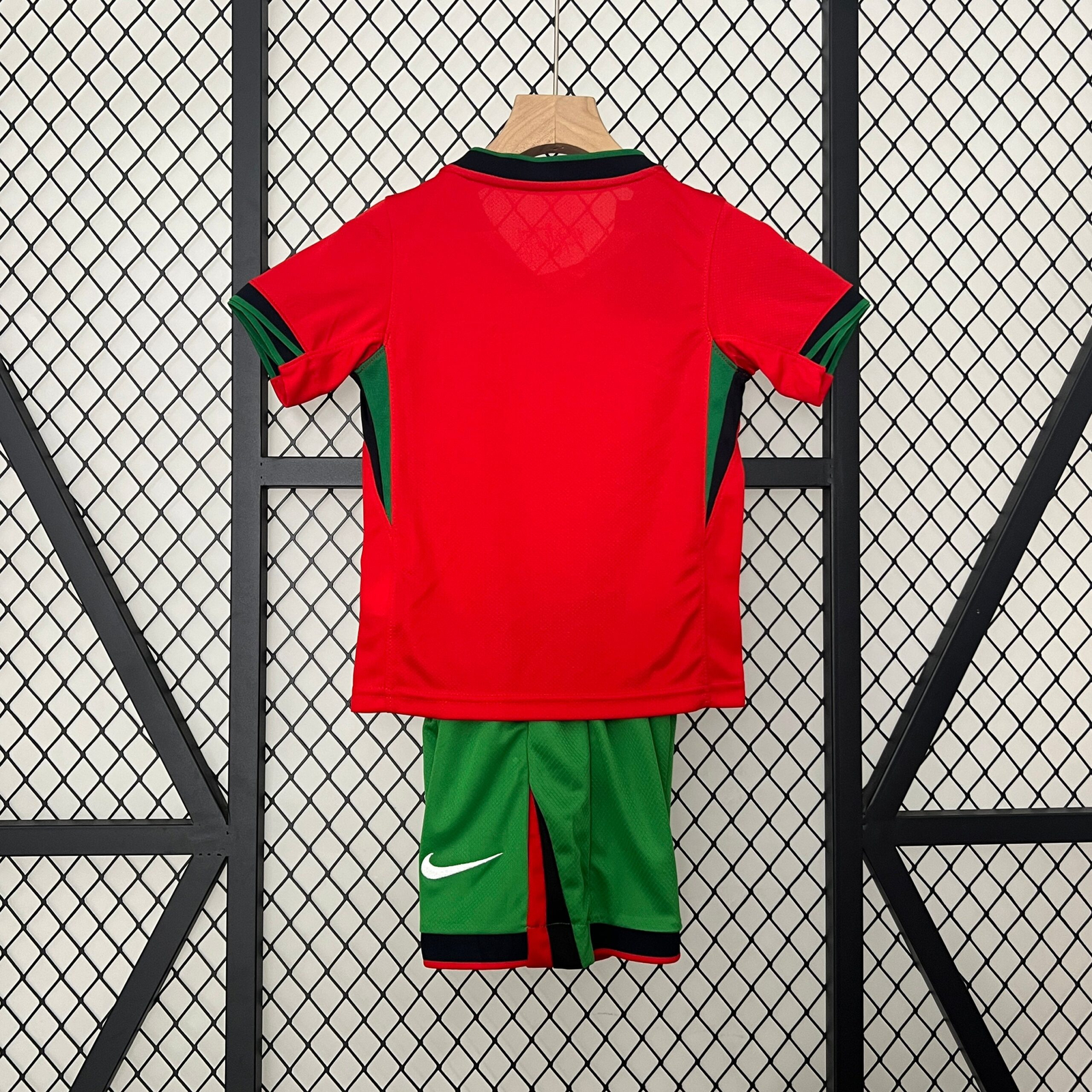CAMISETA PRIMERA EQUIPACIÓN PORTUGAL 2024 VERSIÓN INFANTIL - Imagen 8