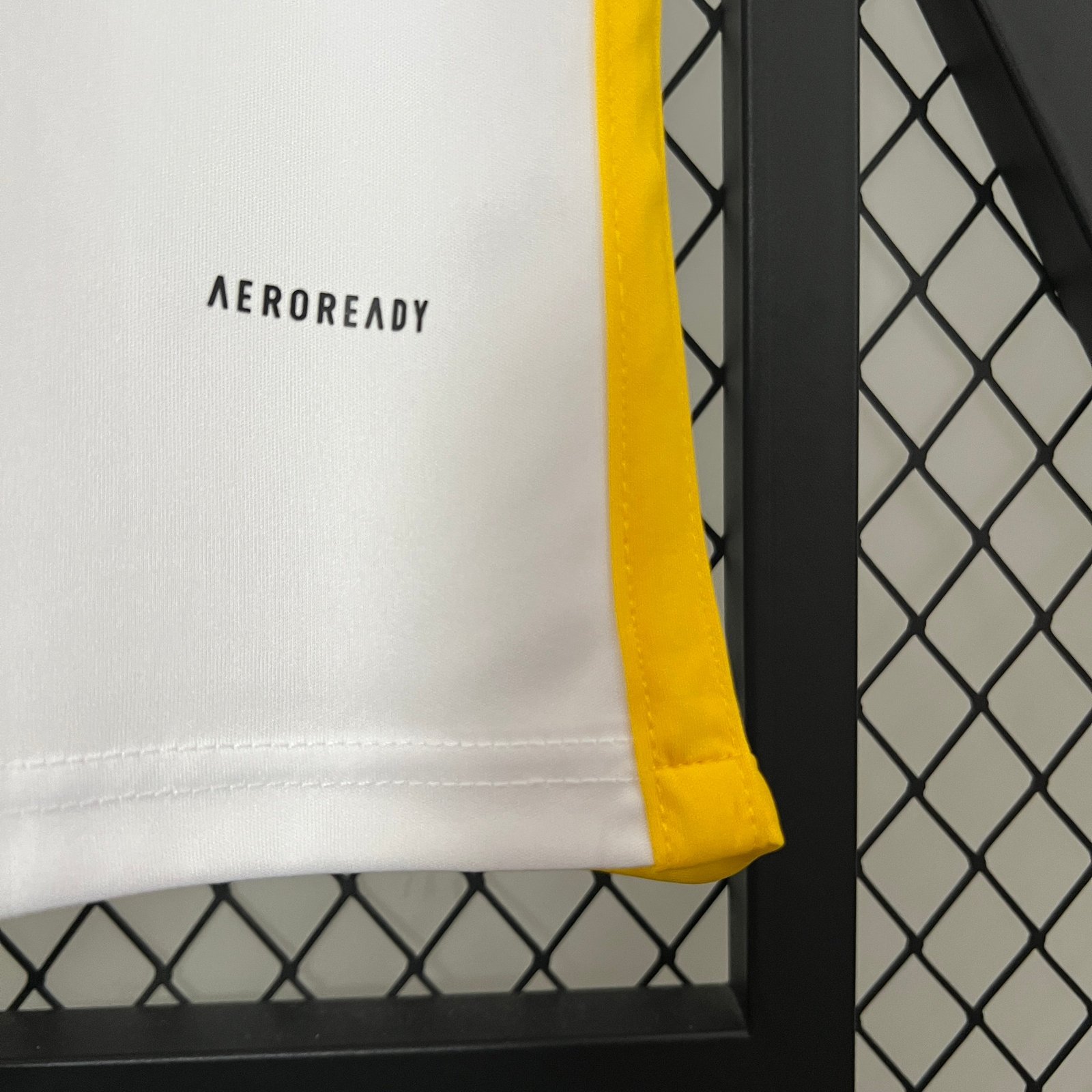 CAMISETA SEGUNDA EQUIPACIÓN VENEZUELA 2024 VERSIÓN FAN - Imagen 5