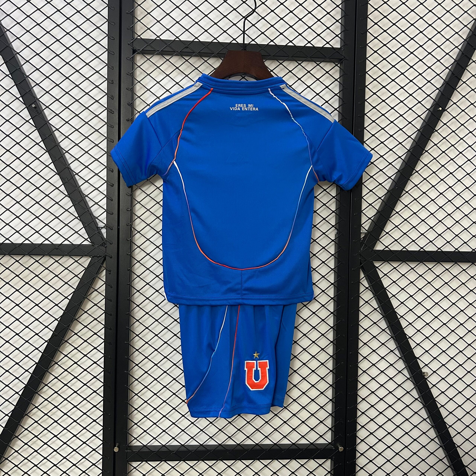 CAMISETA PRIMERA EQUIPACIÓN U. DE CHILE 2025 VERSIÓN INFANTIL - Imagen 5