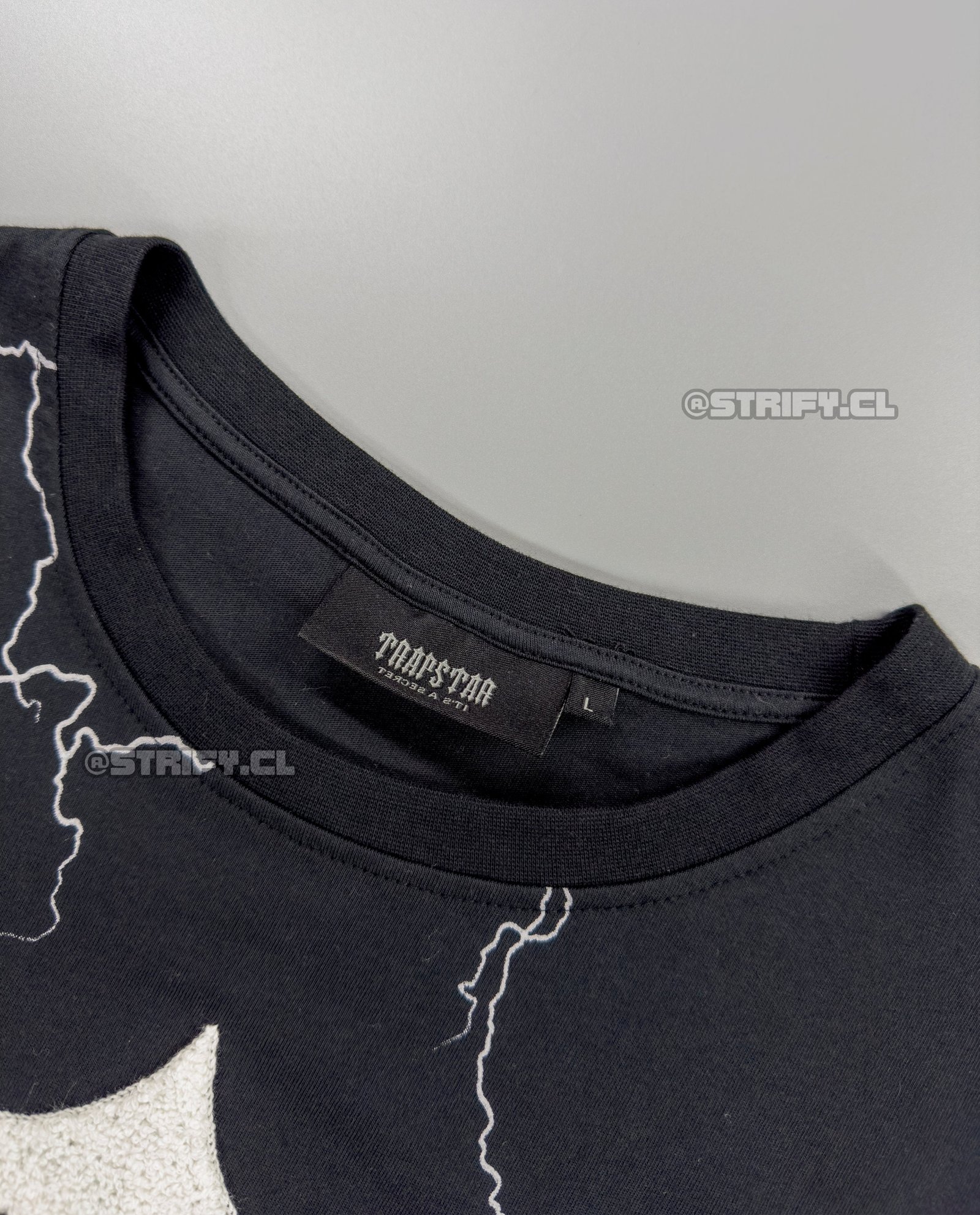 T-SHIRT IRONGATE T LIGHTNING TRAPSTAR - Imagen 2