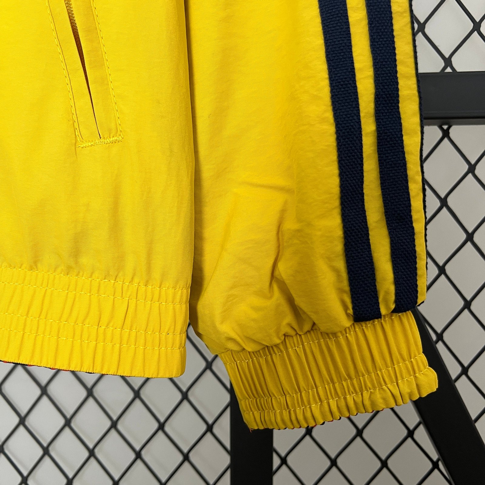 CORTAVIENTOS TIGRE REVERSIBLE - Imagen 7