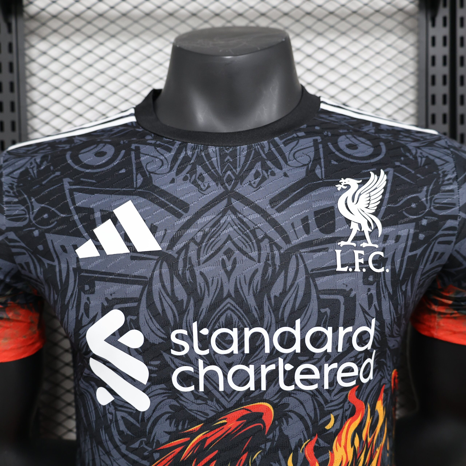 CAMISETA CONCEPTO LIVERPOOL 24/25 VERSIÓN JUGADOR - Imagen 2